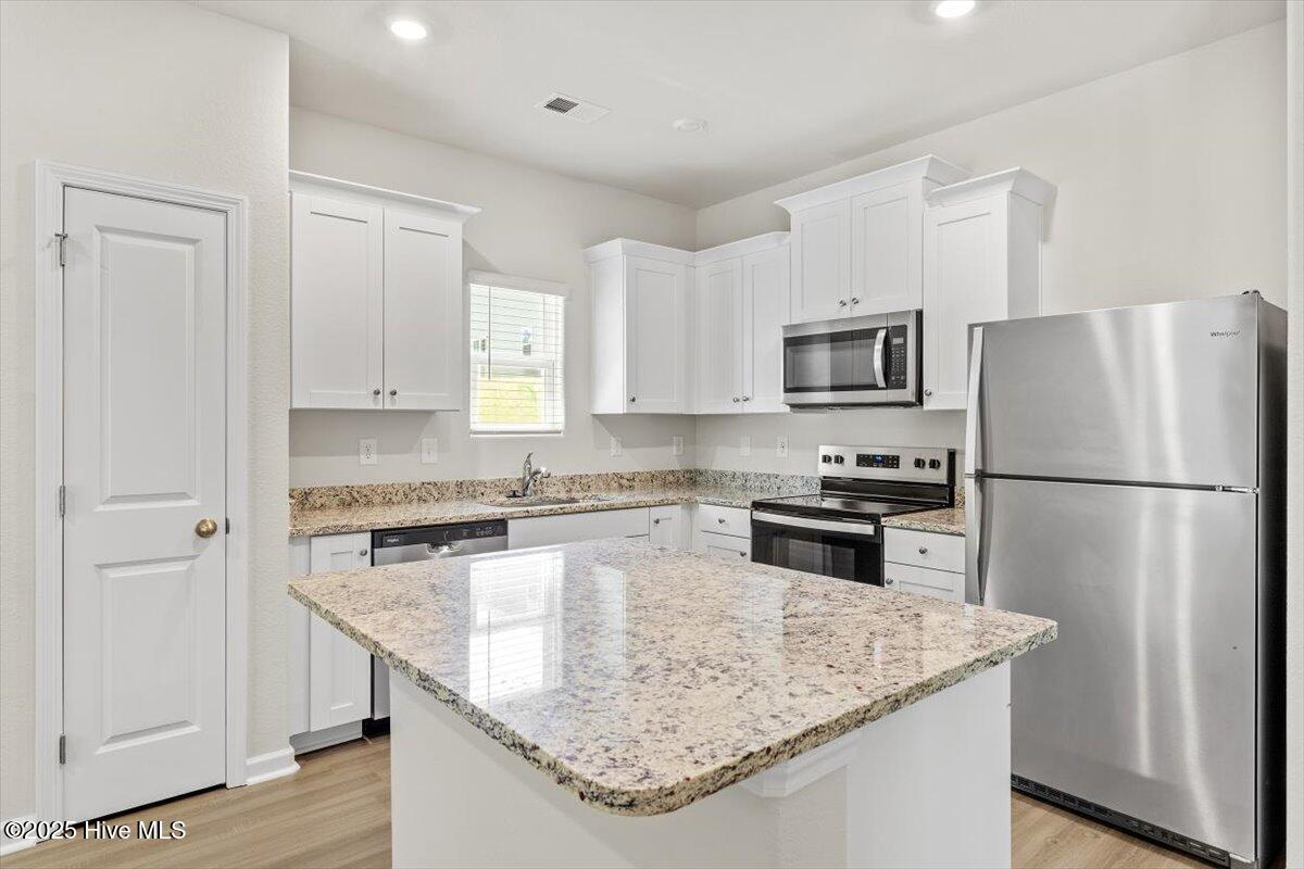 418 Ivy Bank Drive Property Photo 10