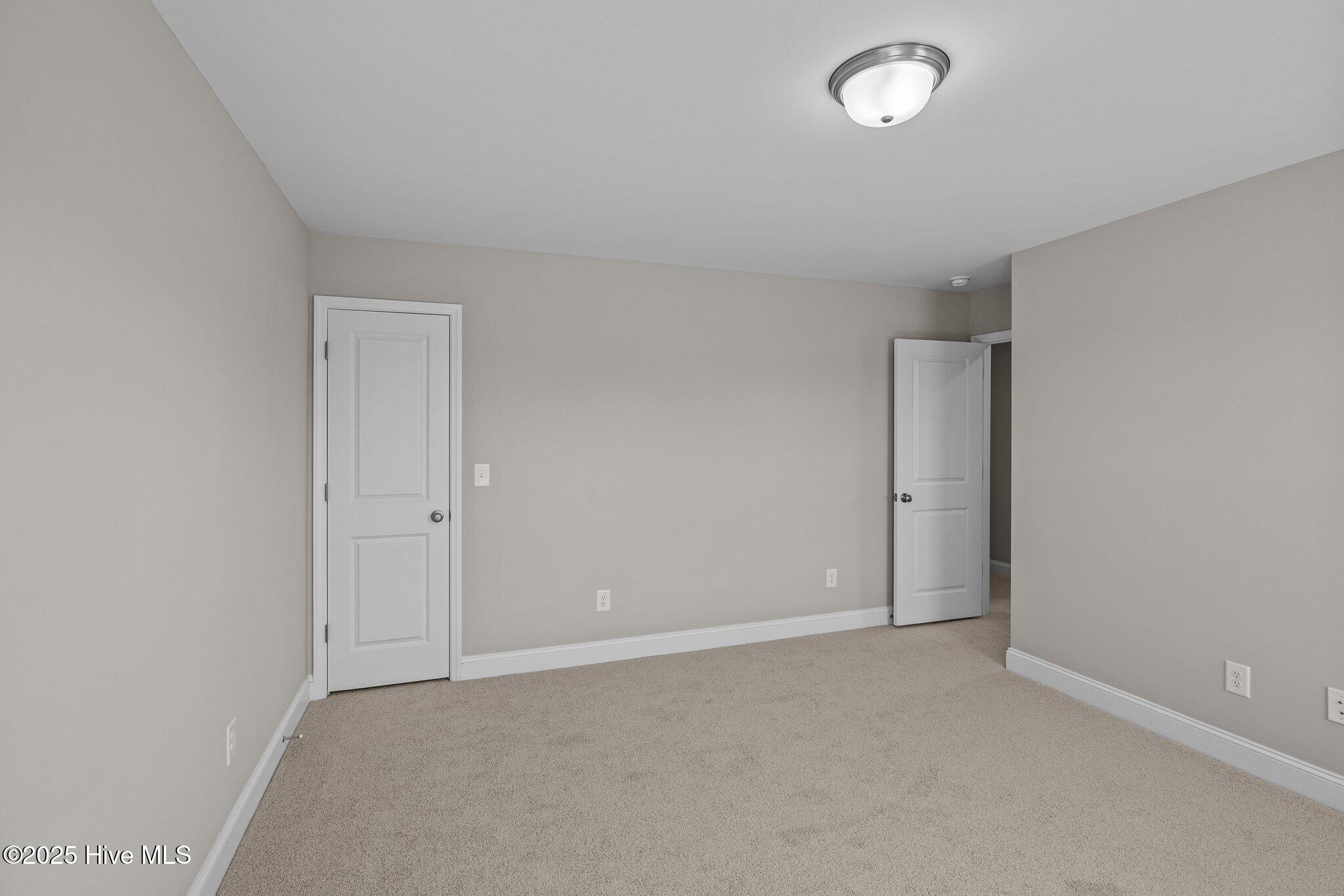 725 Peridot Court Property Photo 23