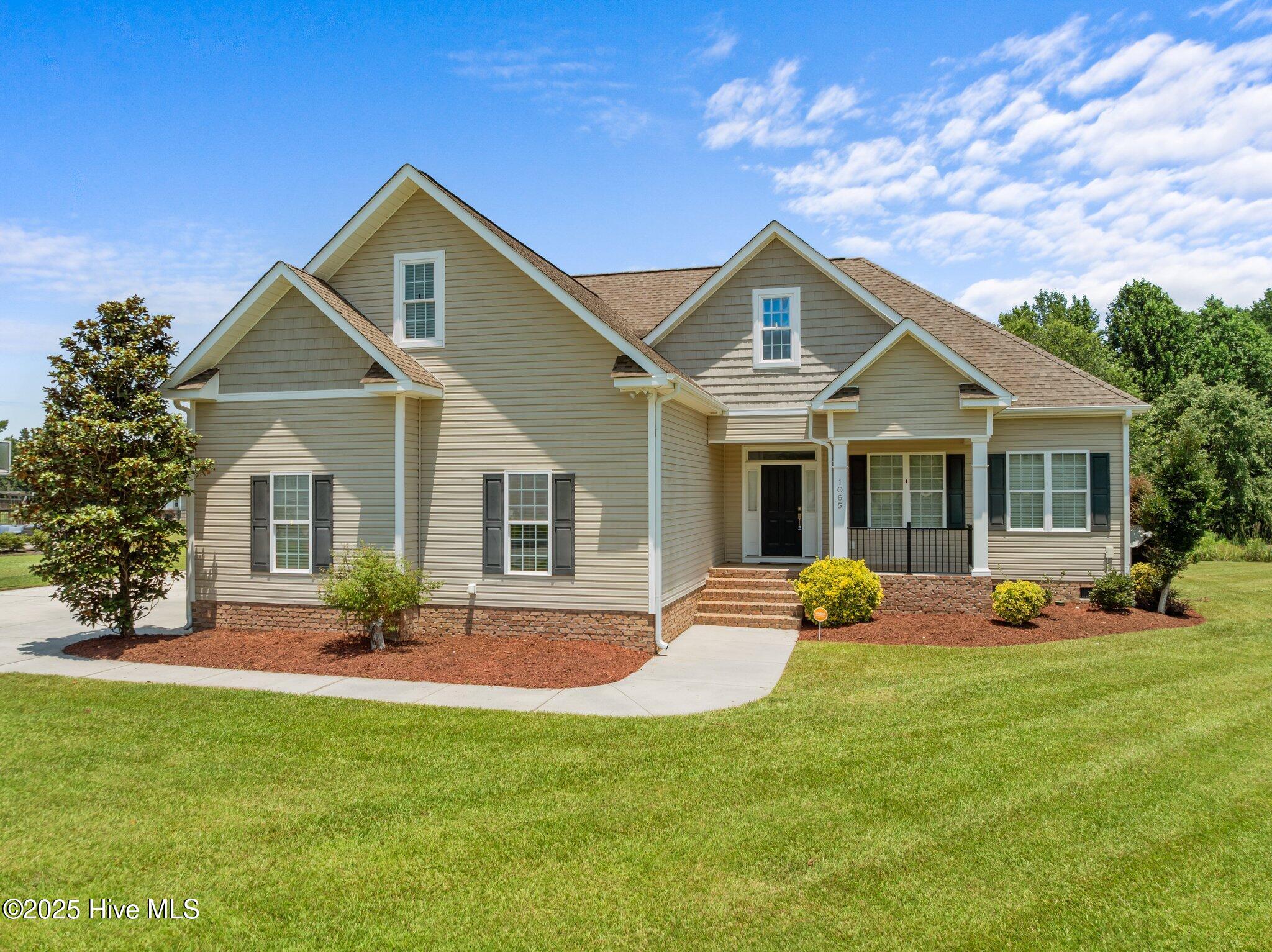 1065 Augusta Lane Property Photo 1