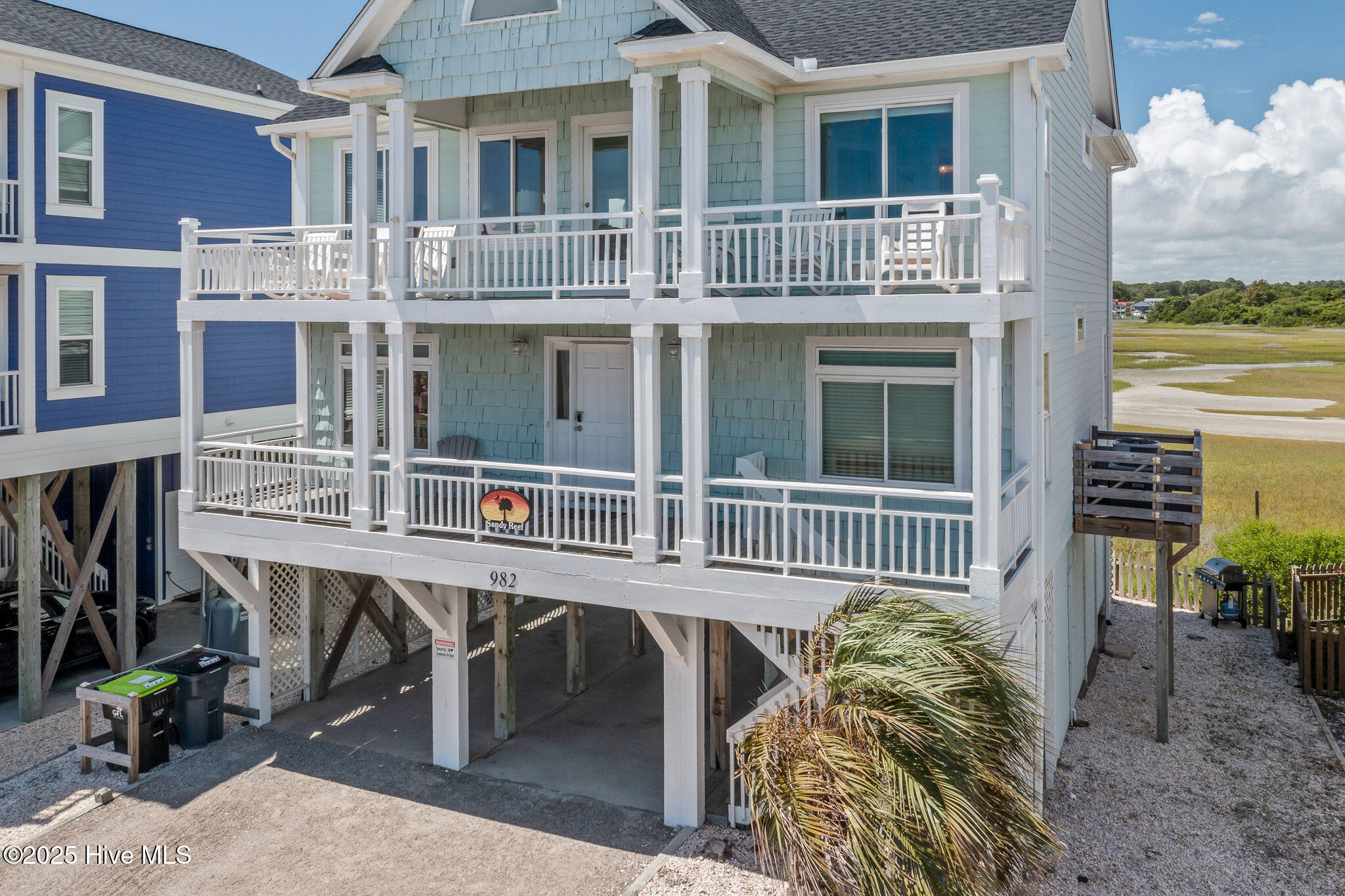 982 Ocean Boulevard W Property Photo 3