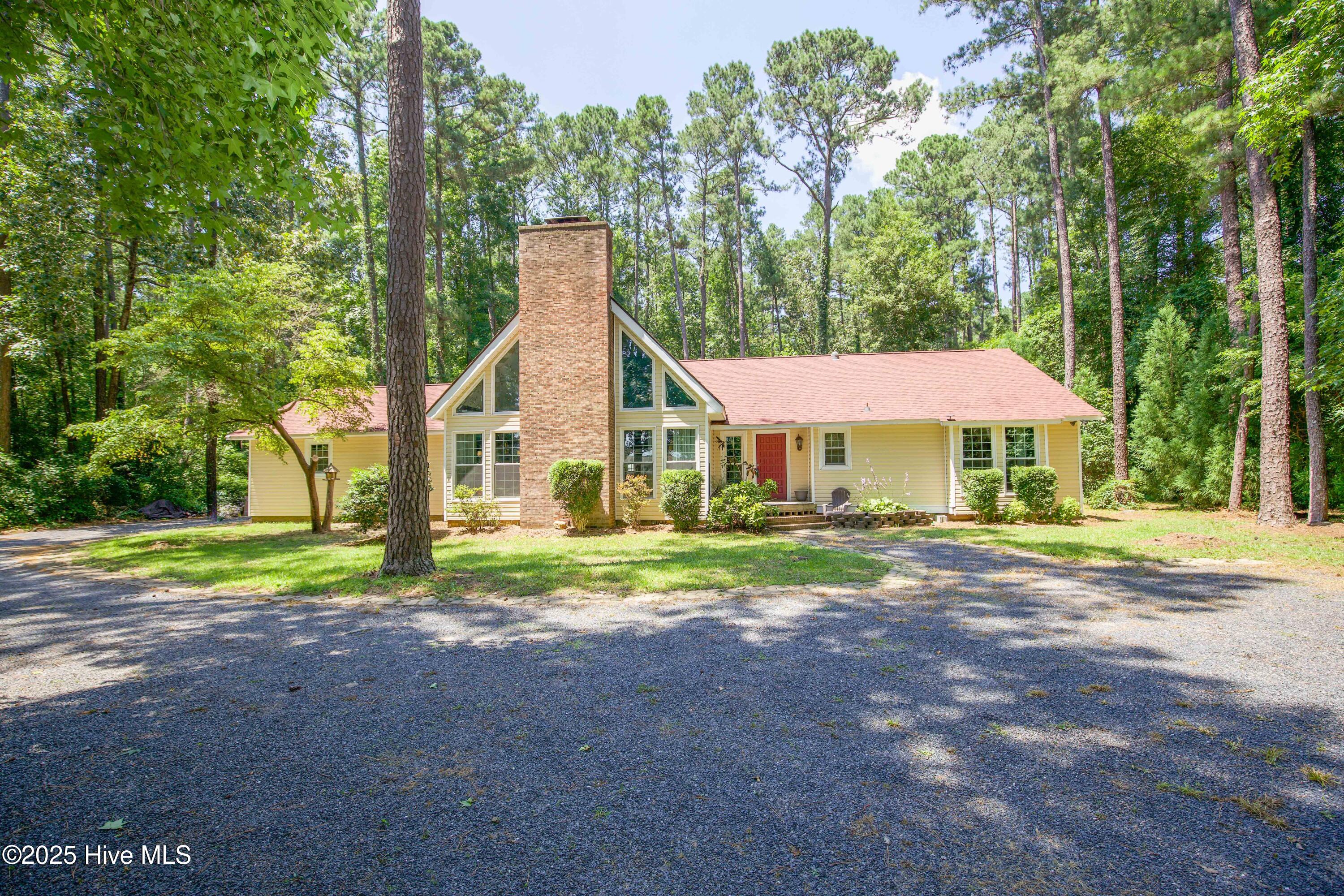 457 Loblolly Drive Property Photo 1