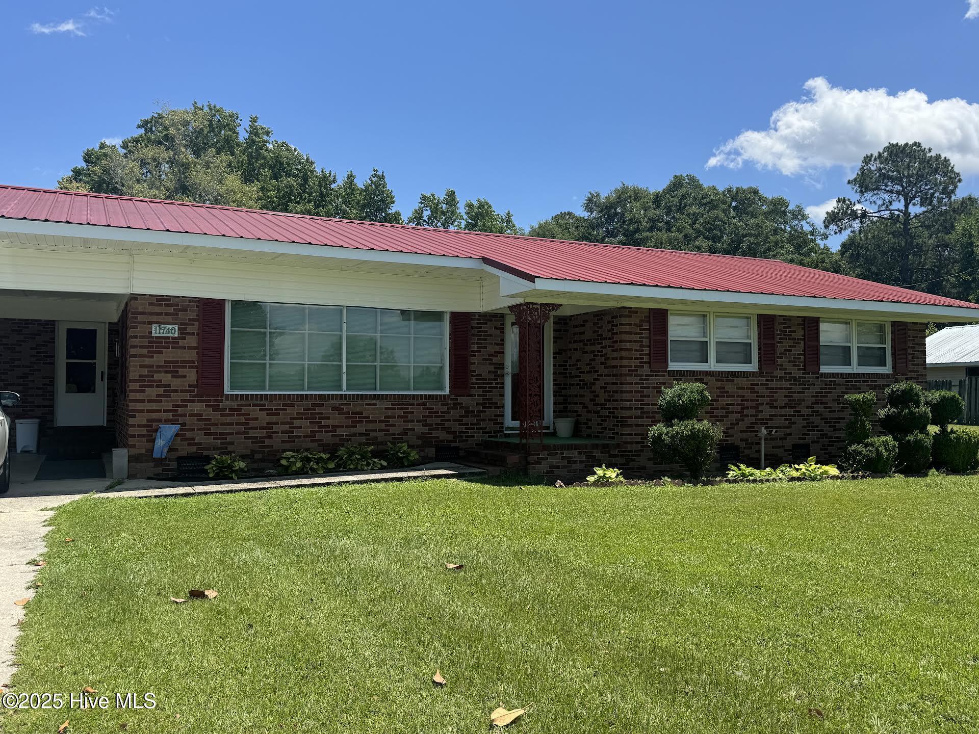 11740 Marys Street Property Photo 1