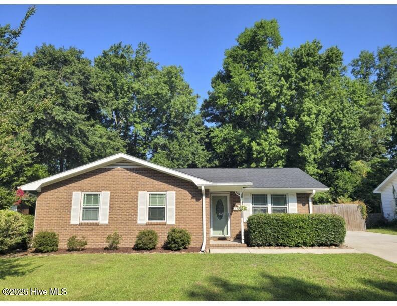 116 Meadowood Drive Property Photo 1