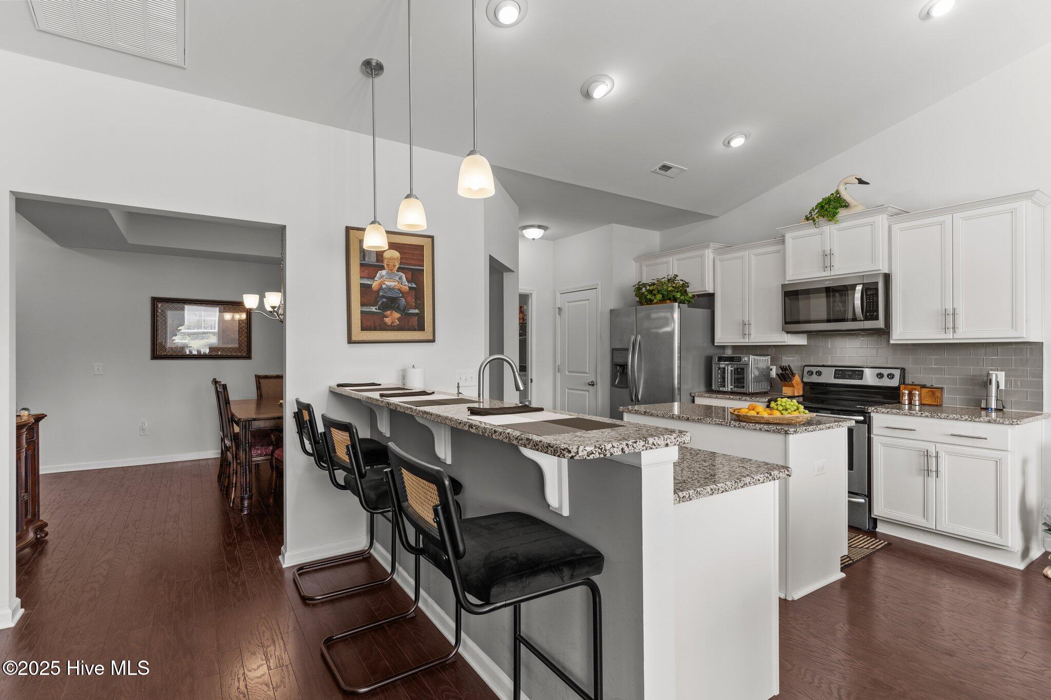 627 Cambeck Drive Unit 3 Property Photo 15