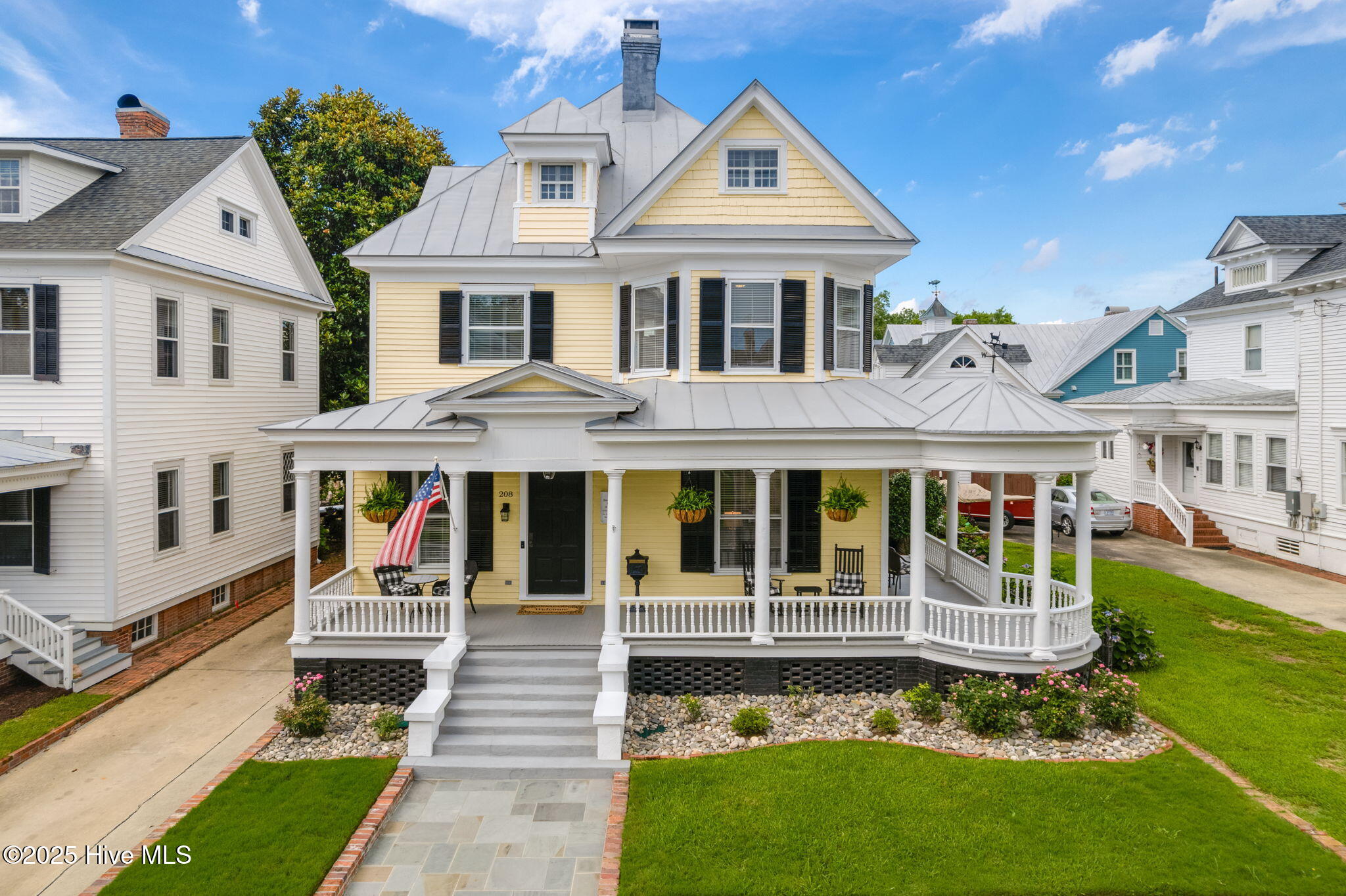 208 New Street Property Photo 1