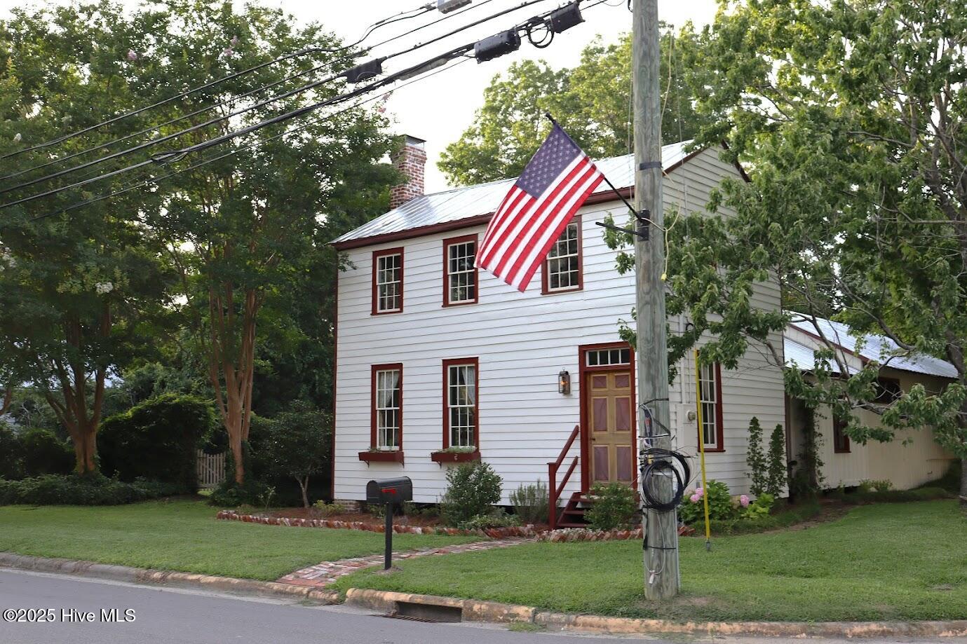 212 Carteret Street Property Photo 1
