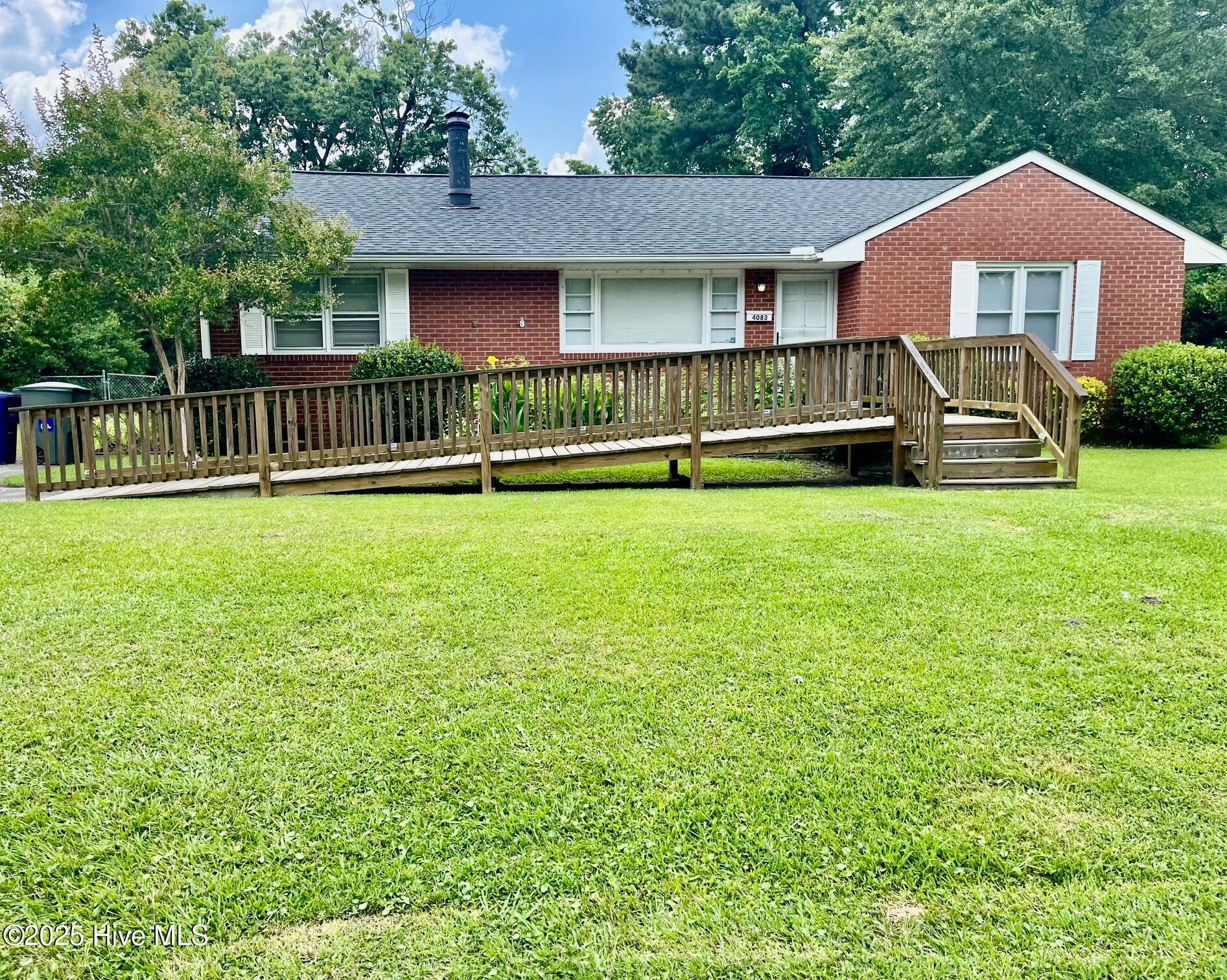 4083 Pitt Street Property Photo 1