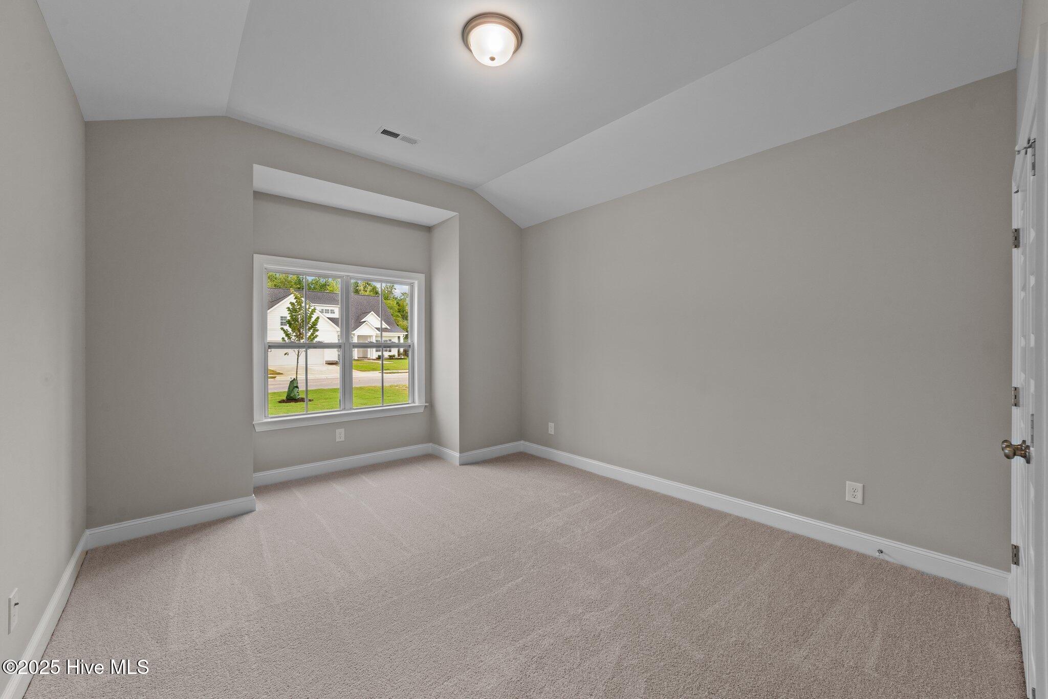 3204 Honeysuckle Drive Property Photo 25