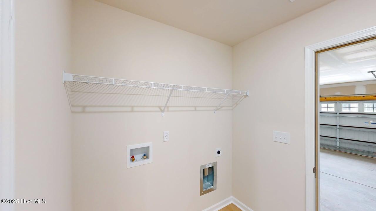 109 Windemere Lane Property Photo 5