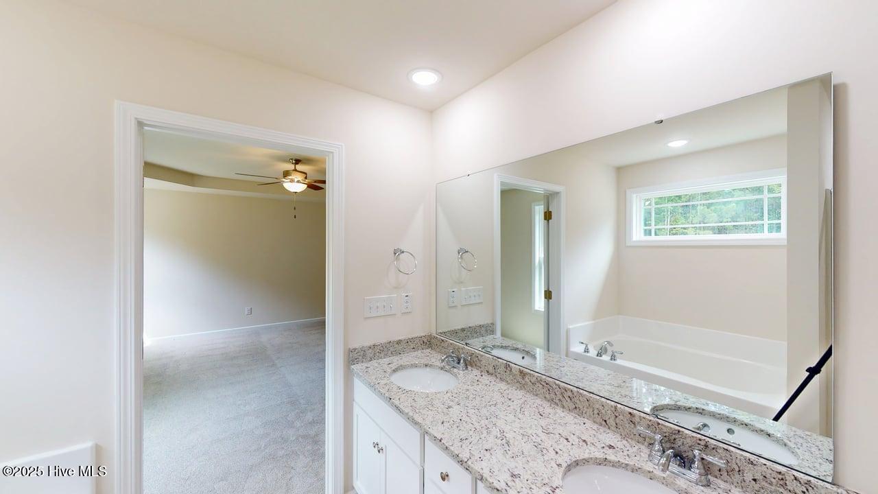 109 Windemere Lane Property Photo 10