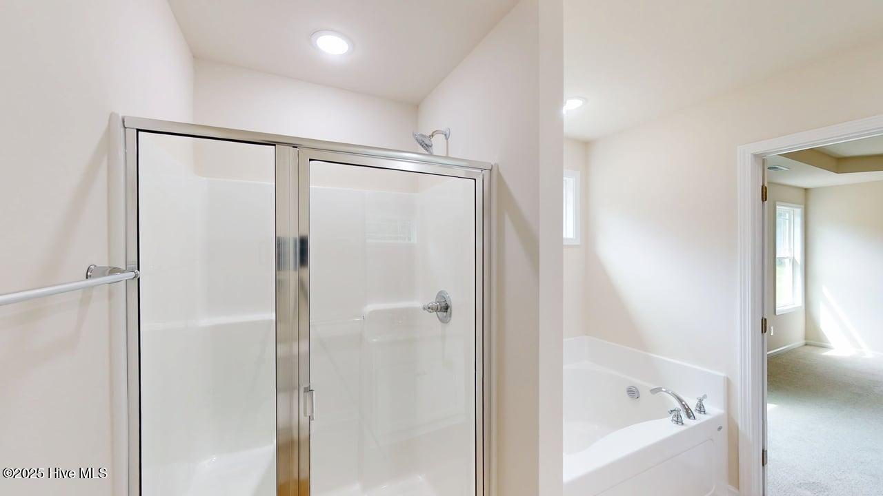 109 Windemere Lane Property Photo 11