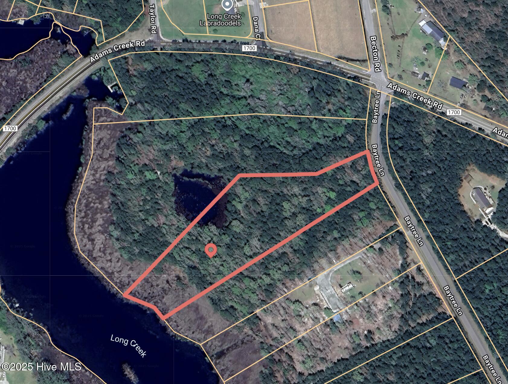 100 Baytree Lane Property Photo 6