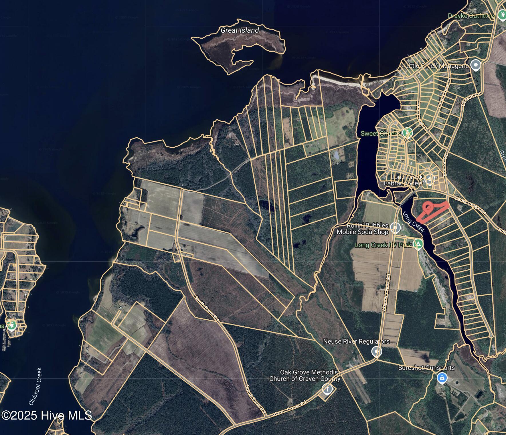 100 Baytree Lane Property Photo 8