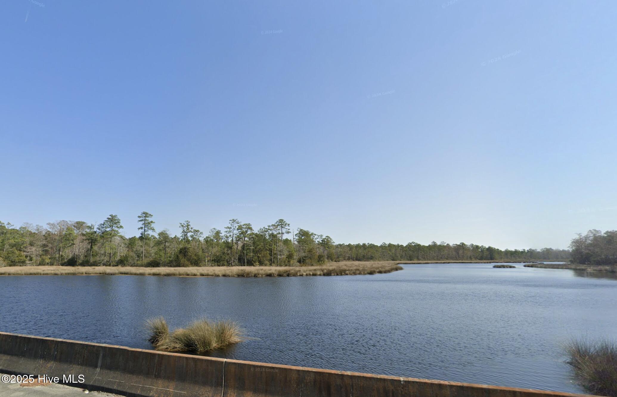 100 Baytree Lane Property Photo 9