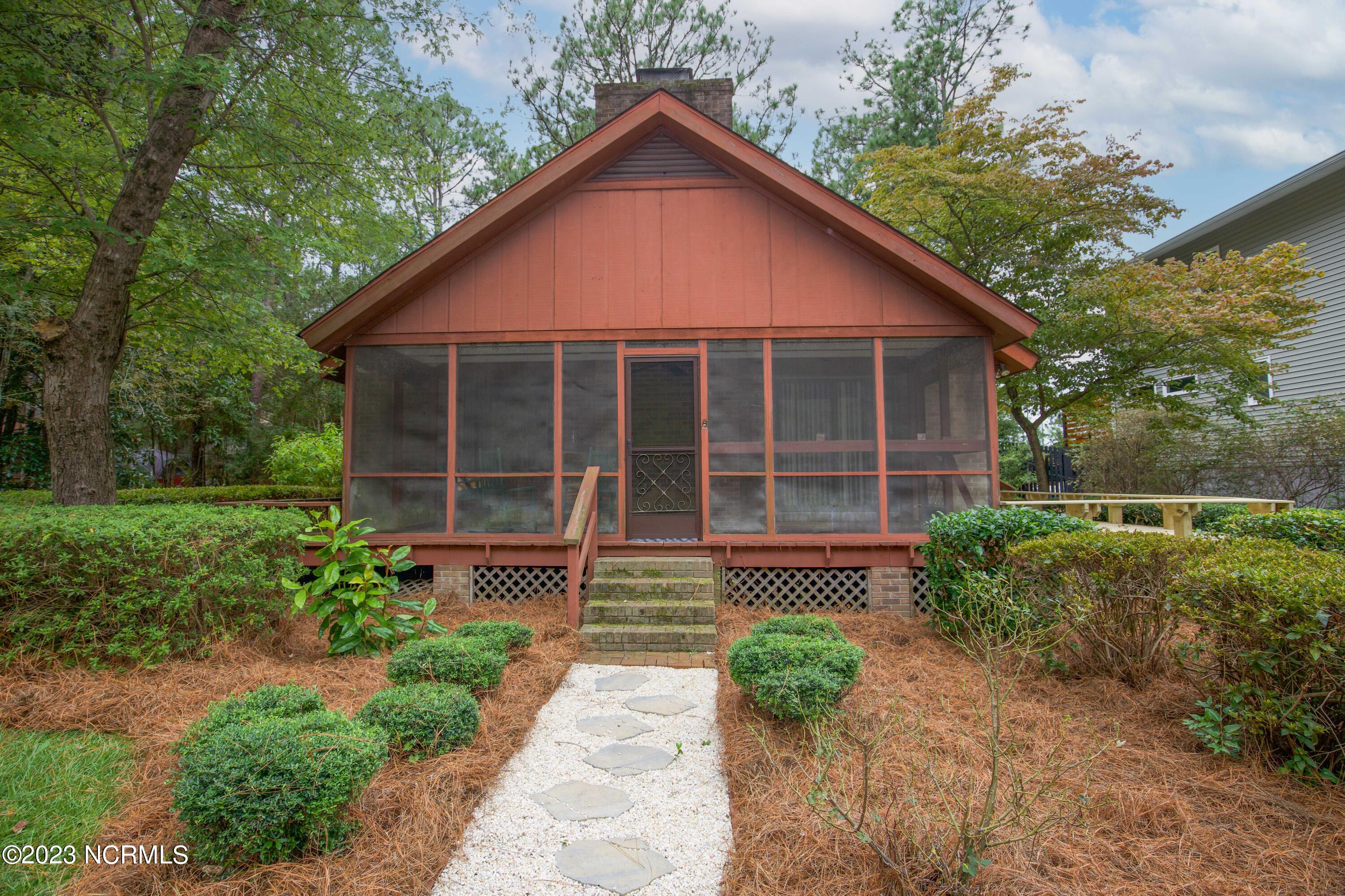 620 W Rhode Island Avenue Property Photo 1