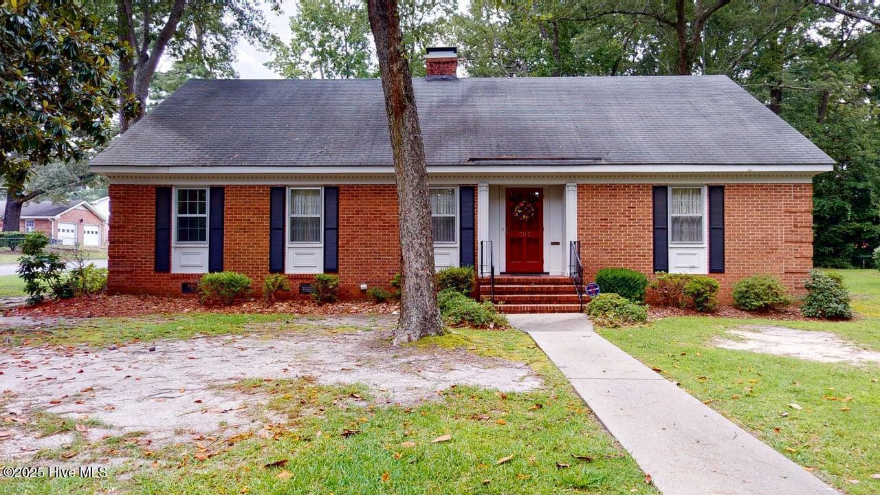 707 S Claiborne Street Property Photo 1