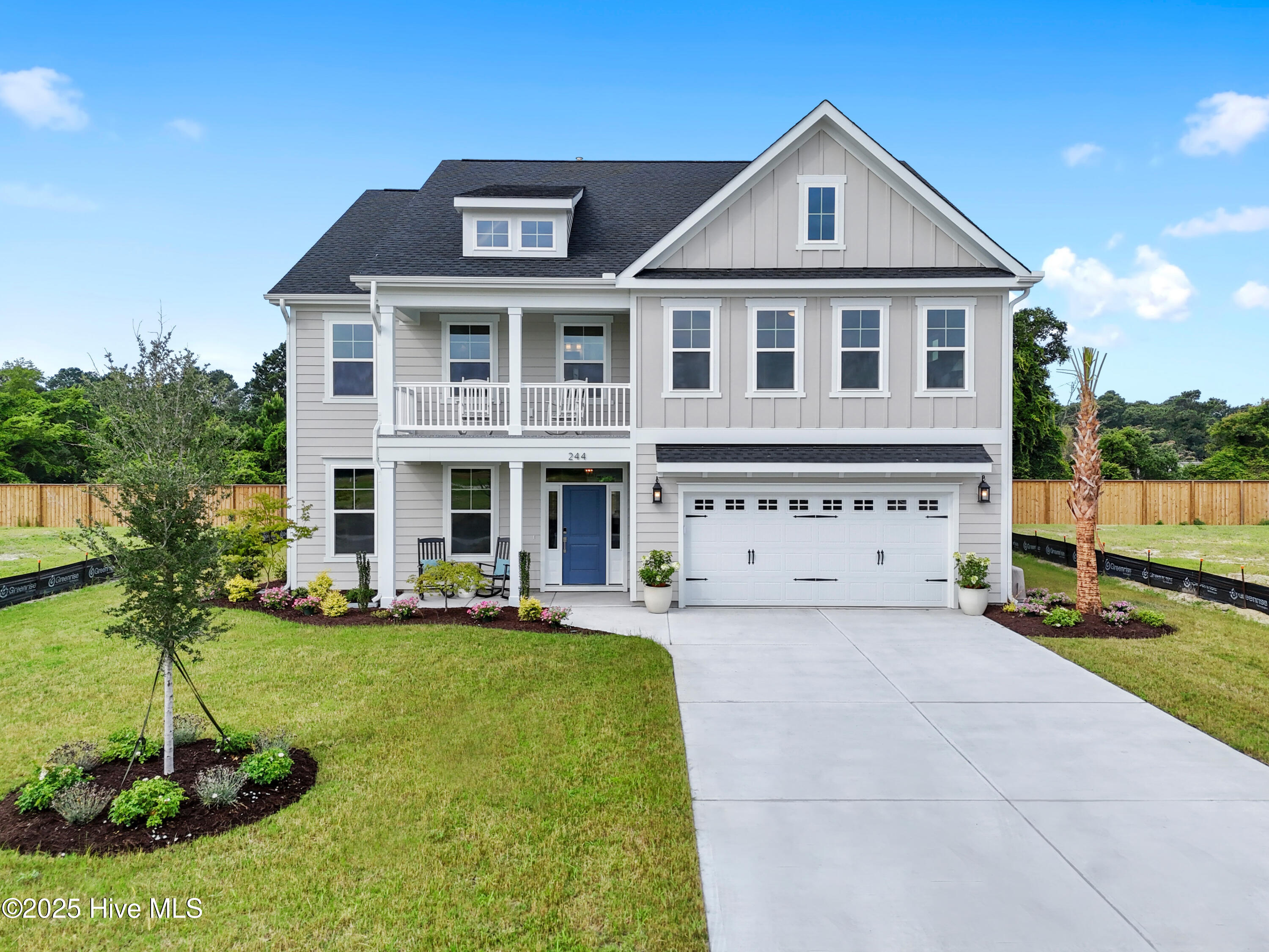 244 Planters Walk Property Photo 1