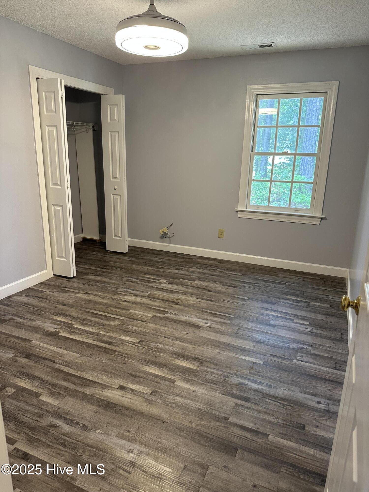 2116 Tanglewood Road Property Photo 15
