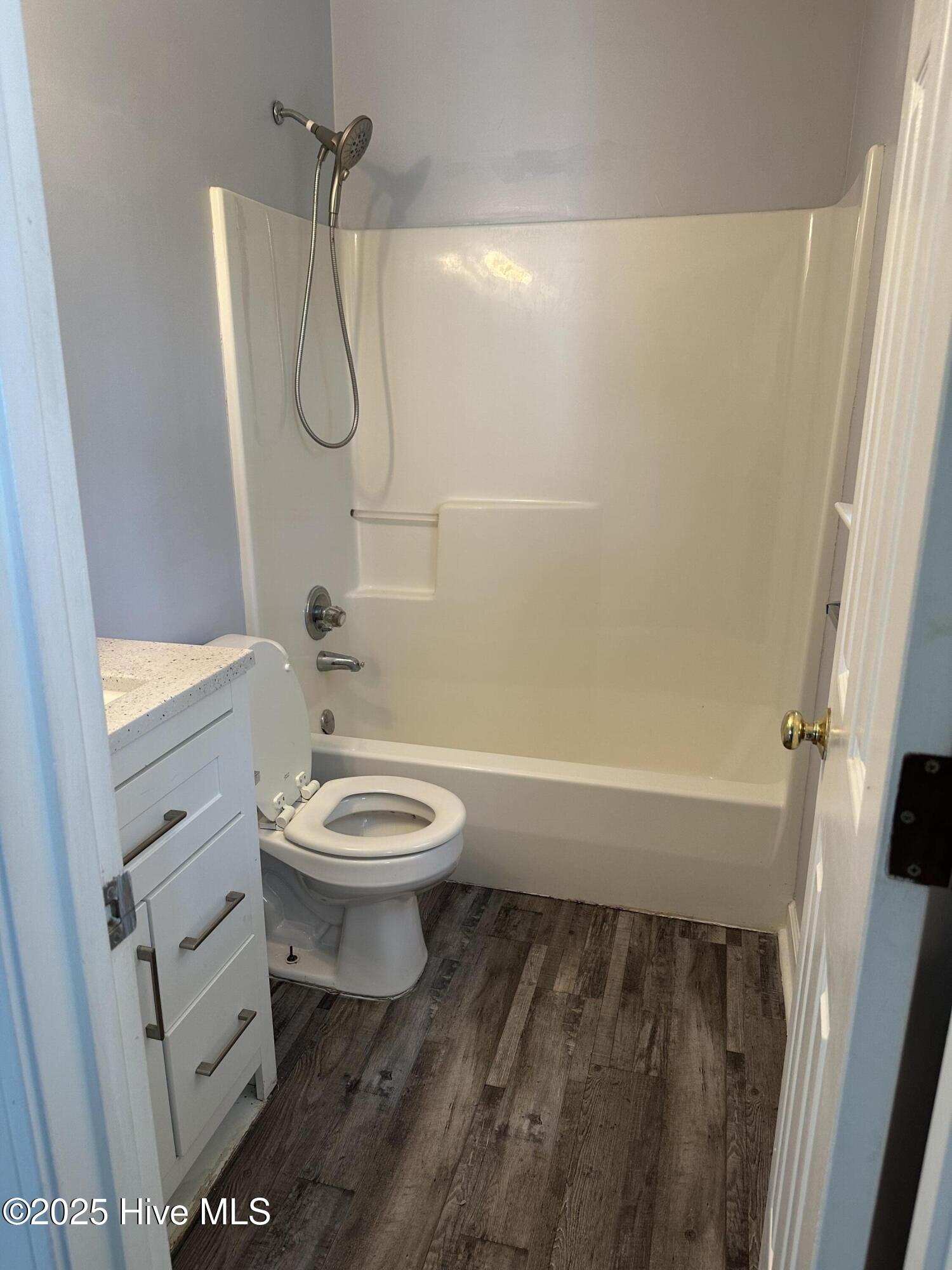 2116 Tanglewood Road Property Photo 21