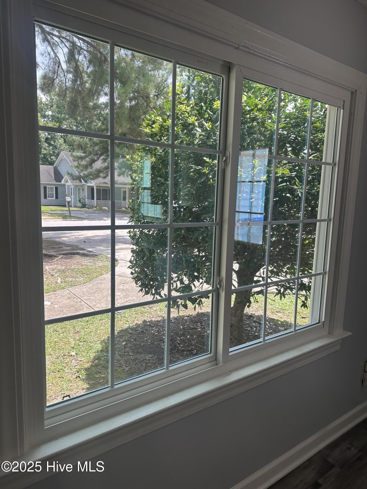 2116 Tanglewood Road Property Photo 27