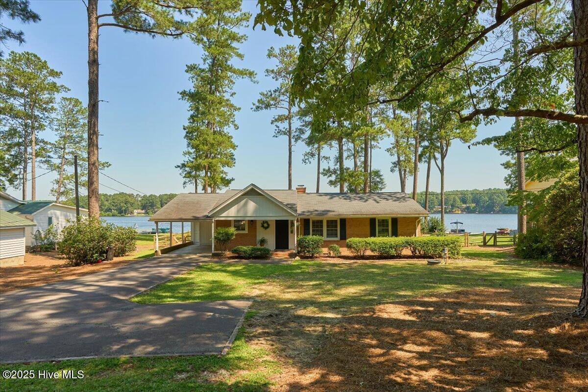 26 S Lakeshore Drive Property Photo 1