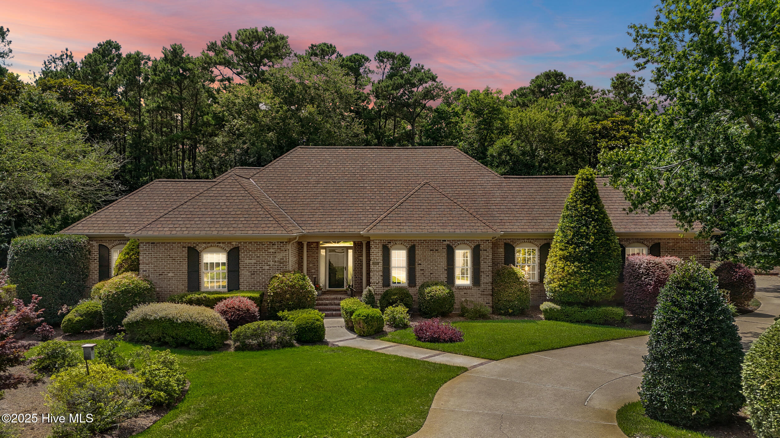 2000 Marsh Harbor Place Property Photo 1