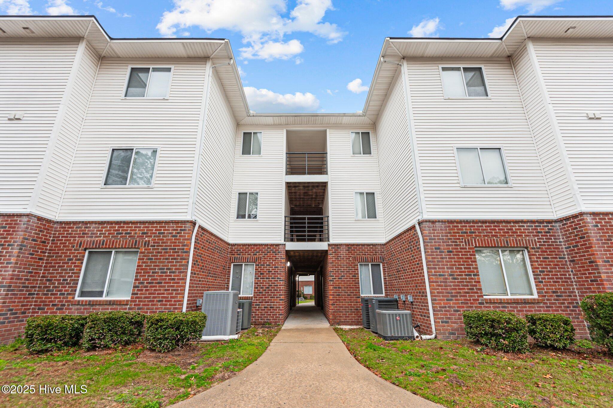 322 Brownlea Drive C3