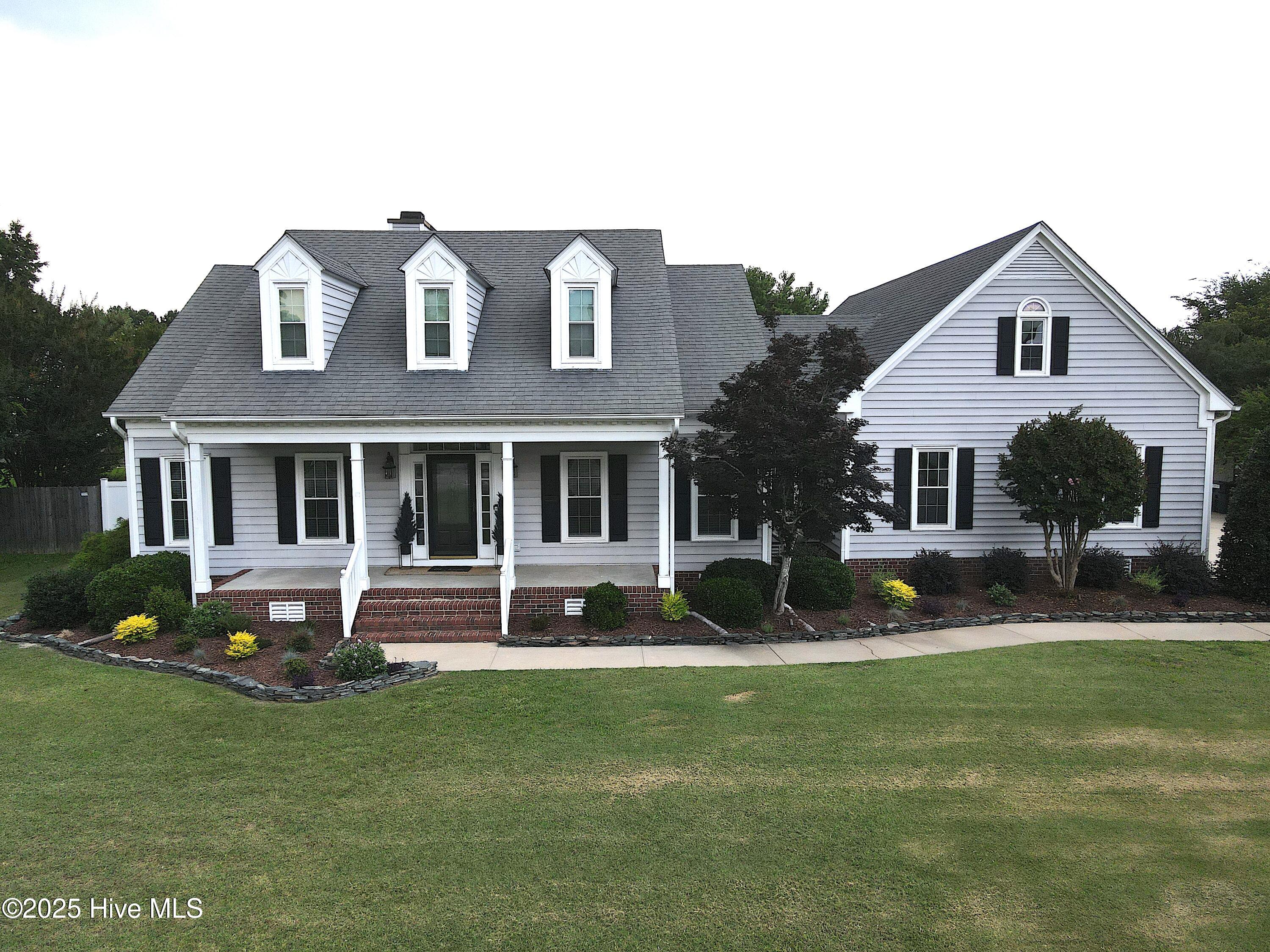 4409 Pinehurst Drive Property Photo 1