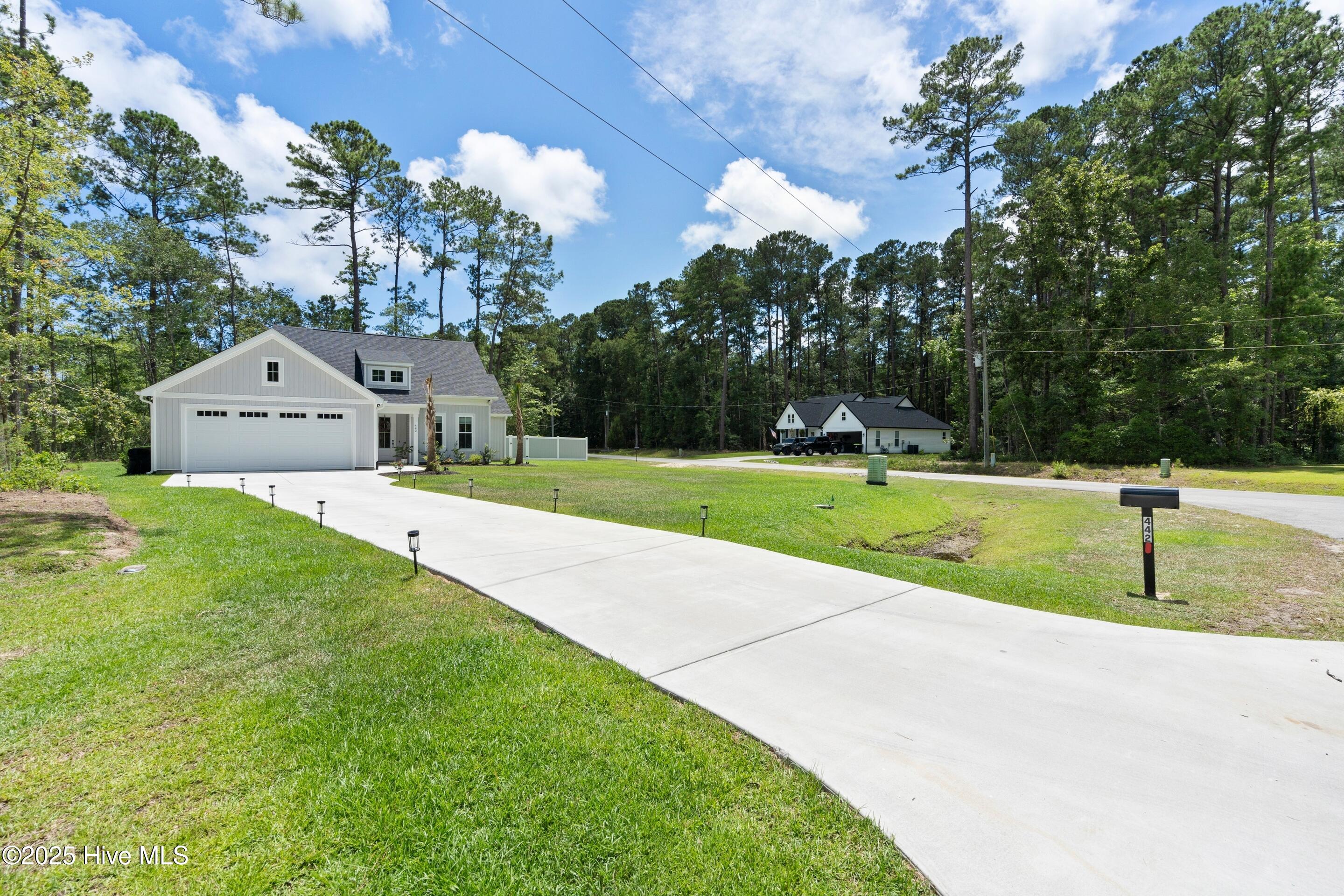 442 Sandlewood Drive Property Photo 2