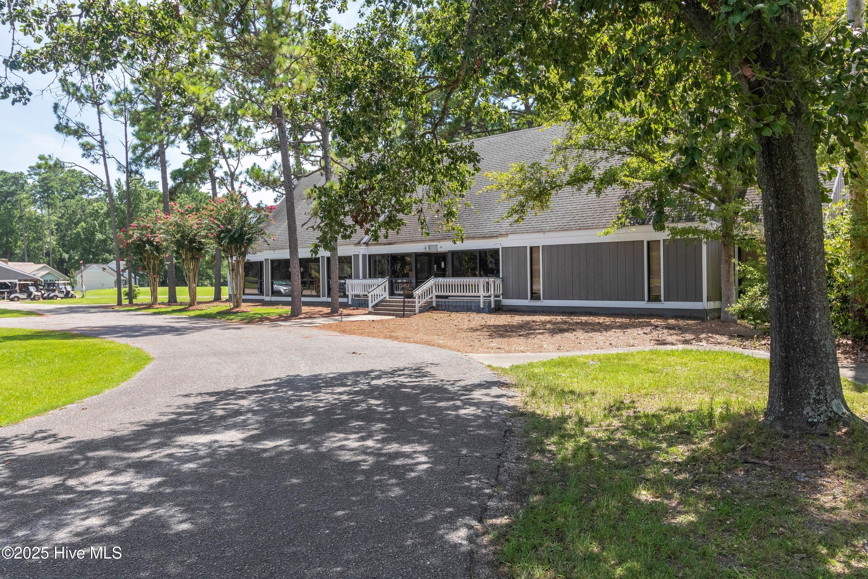 442 Sandlewood Drive Property Photo 32