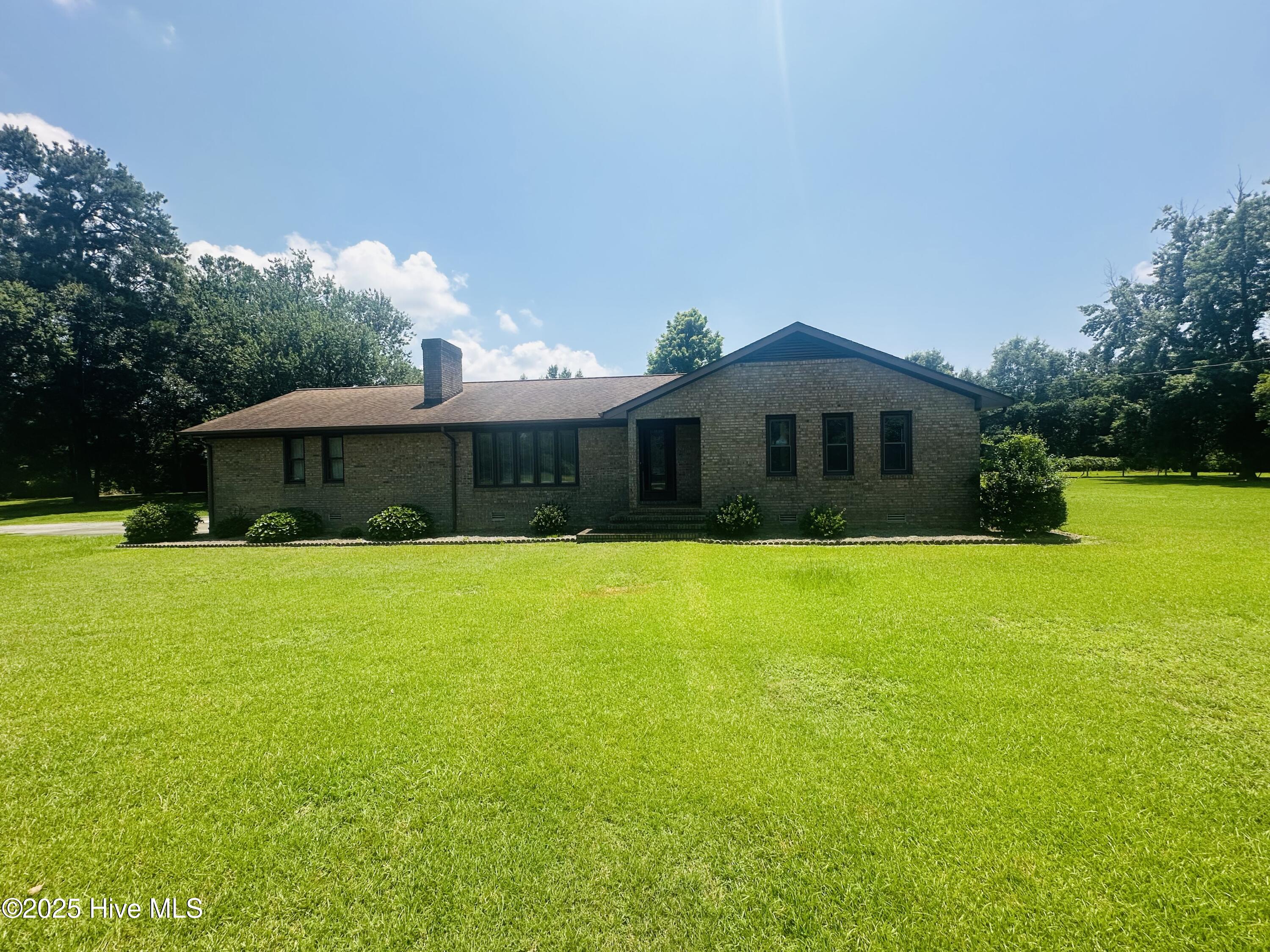 515 Darden Drive Property Photo 1