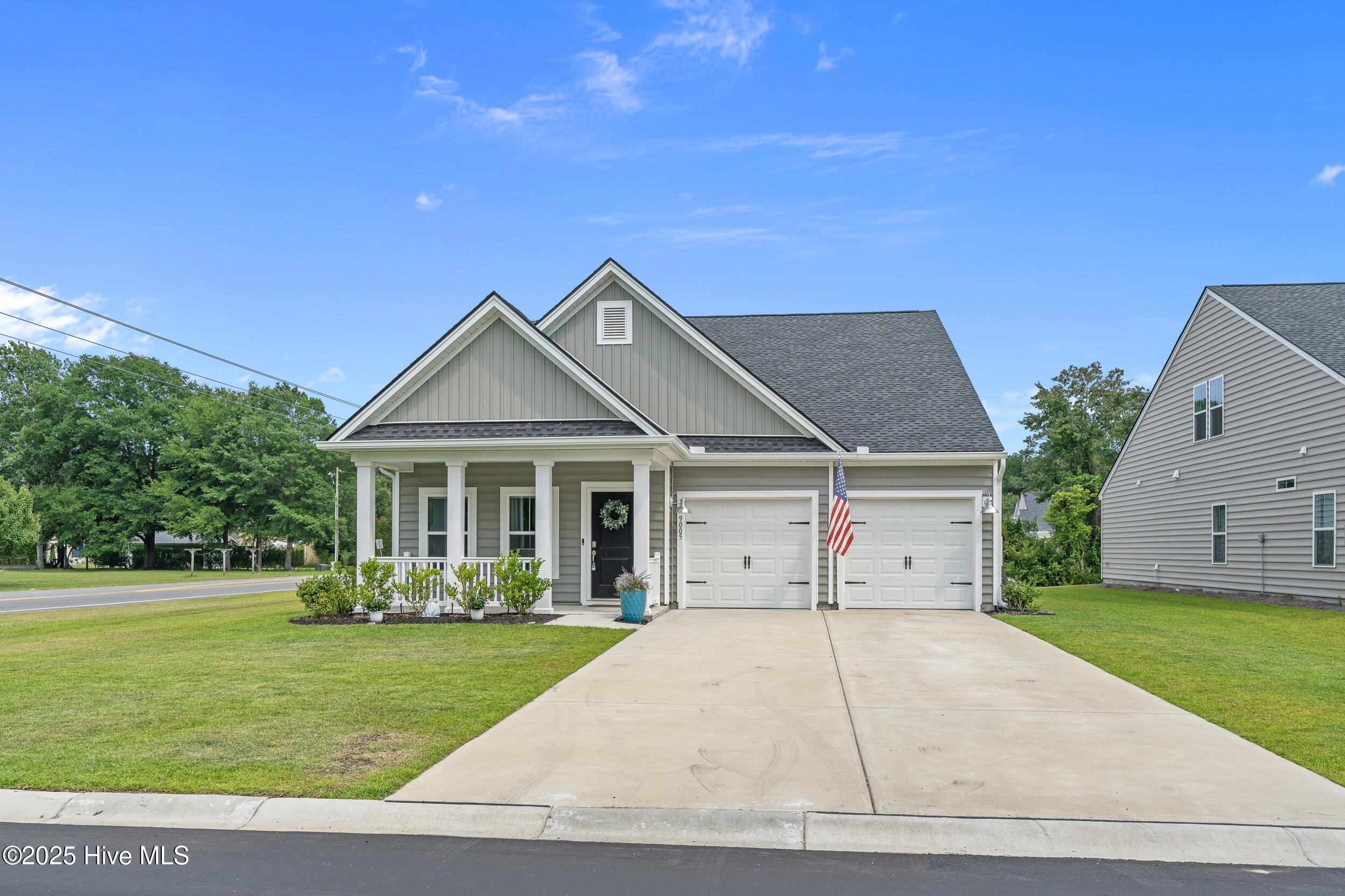 9005 Little Osprey Drive Property Photo 1