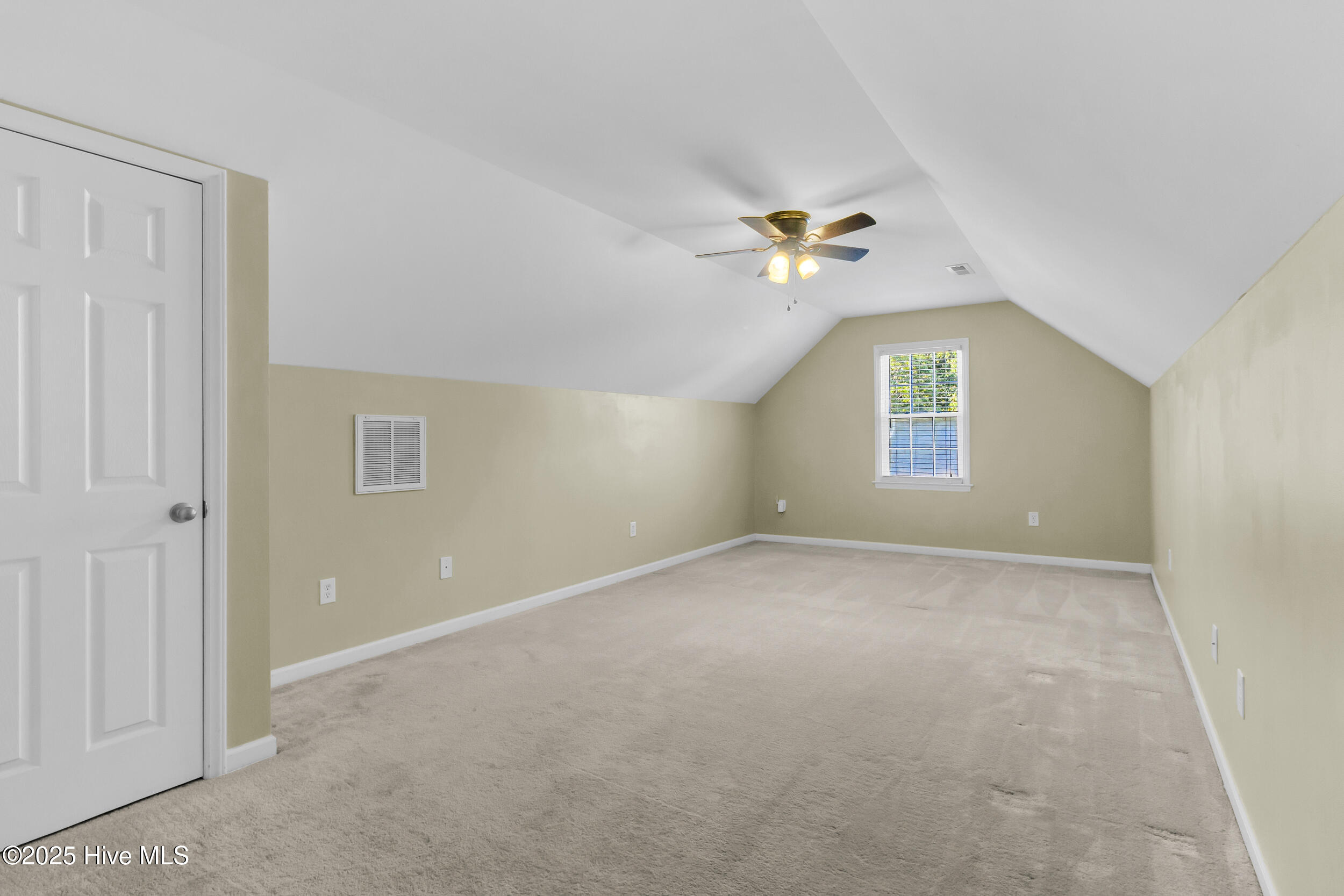 116 Palisades Way Property Photo 27