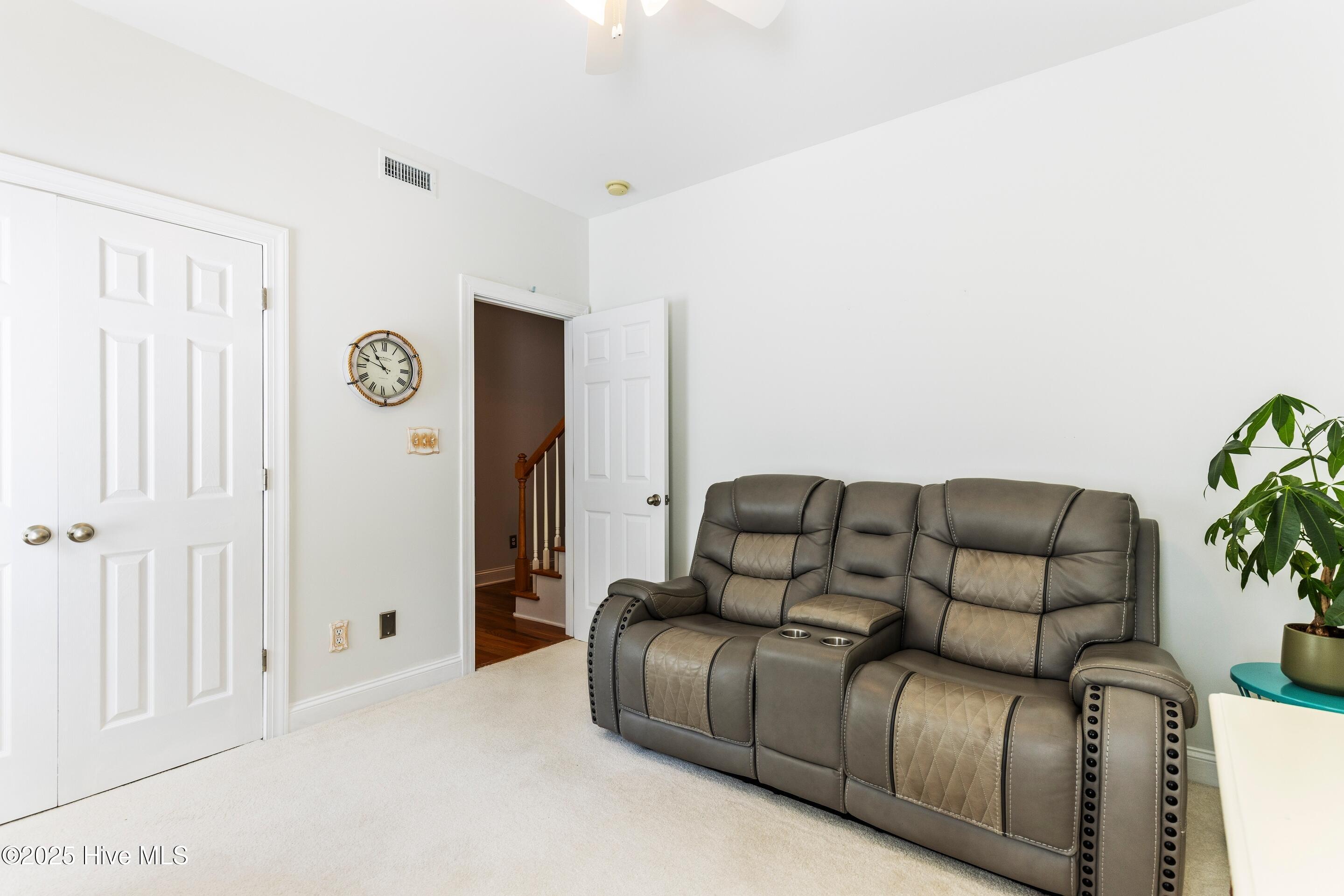 441 Autumn Chase Property Photo 38
