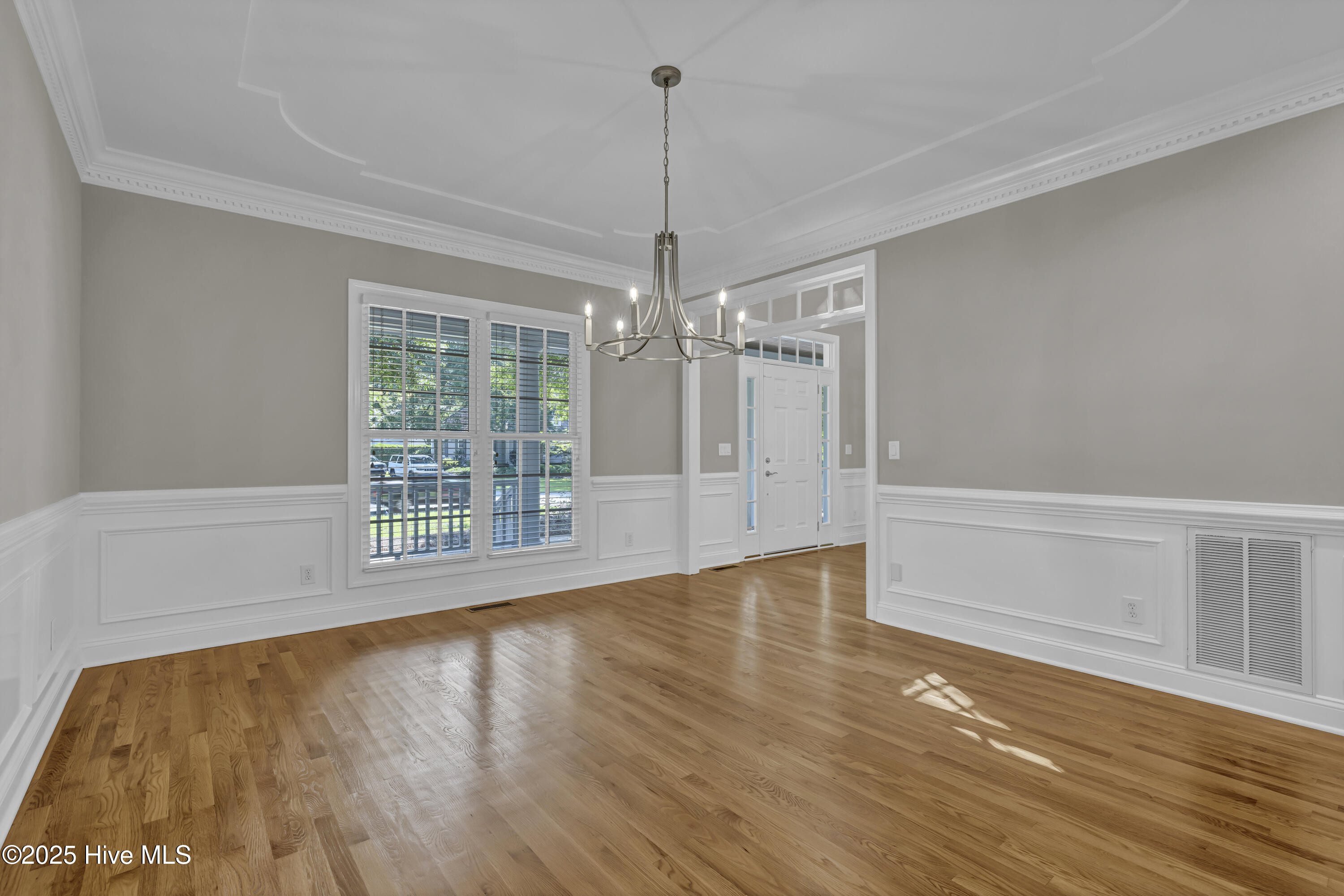 844 Arboretum Drive Property Photo 15