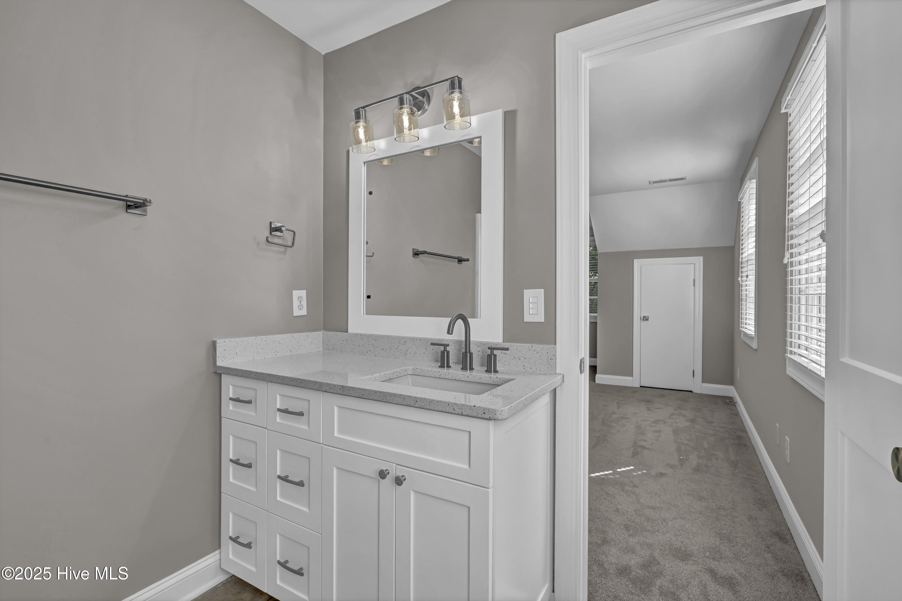 844 Arboretum Drive Property Photo 41