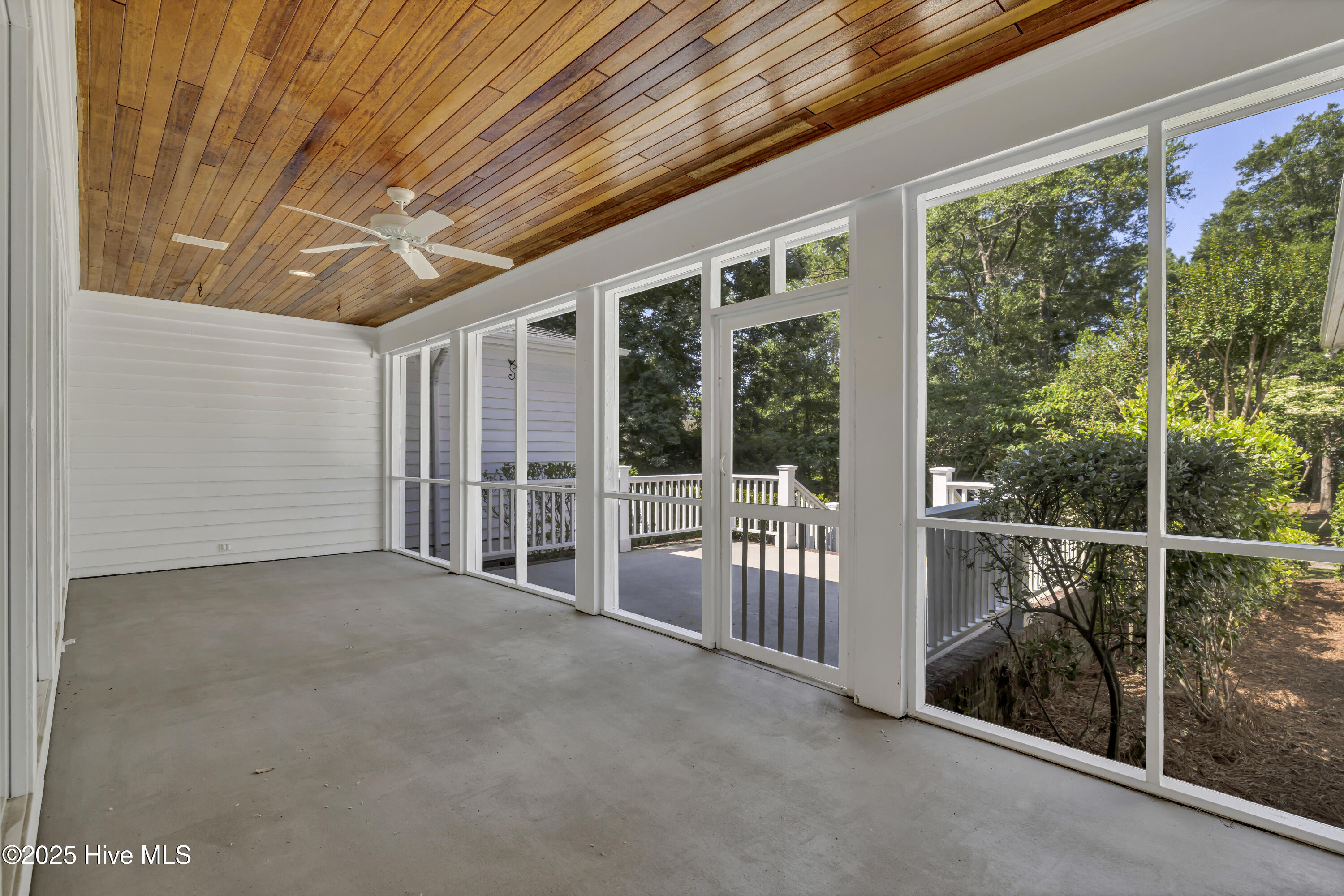844 Arboretum Drive Property Photo 45