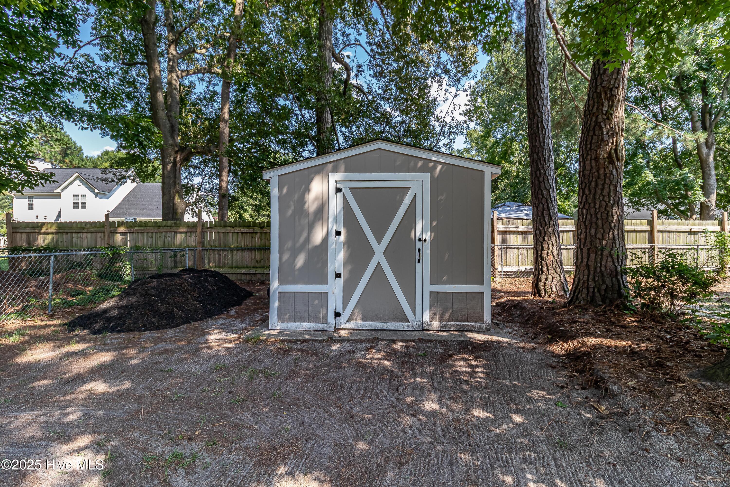 306 Goldleaf Drive Property Photo 36