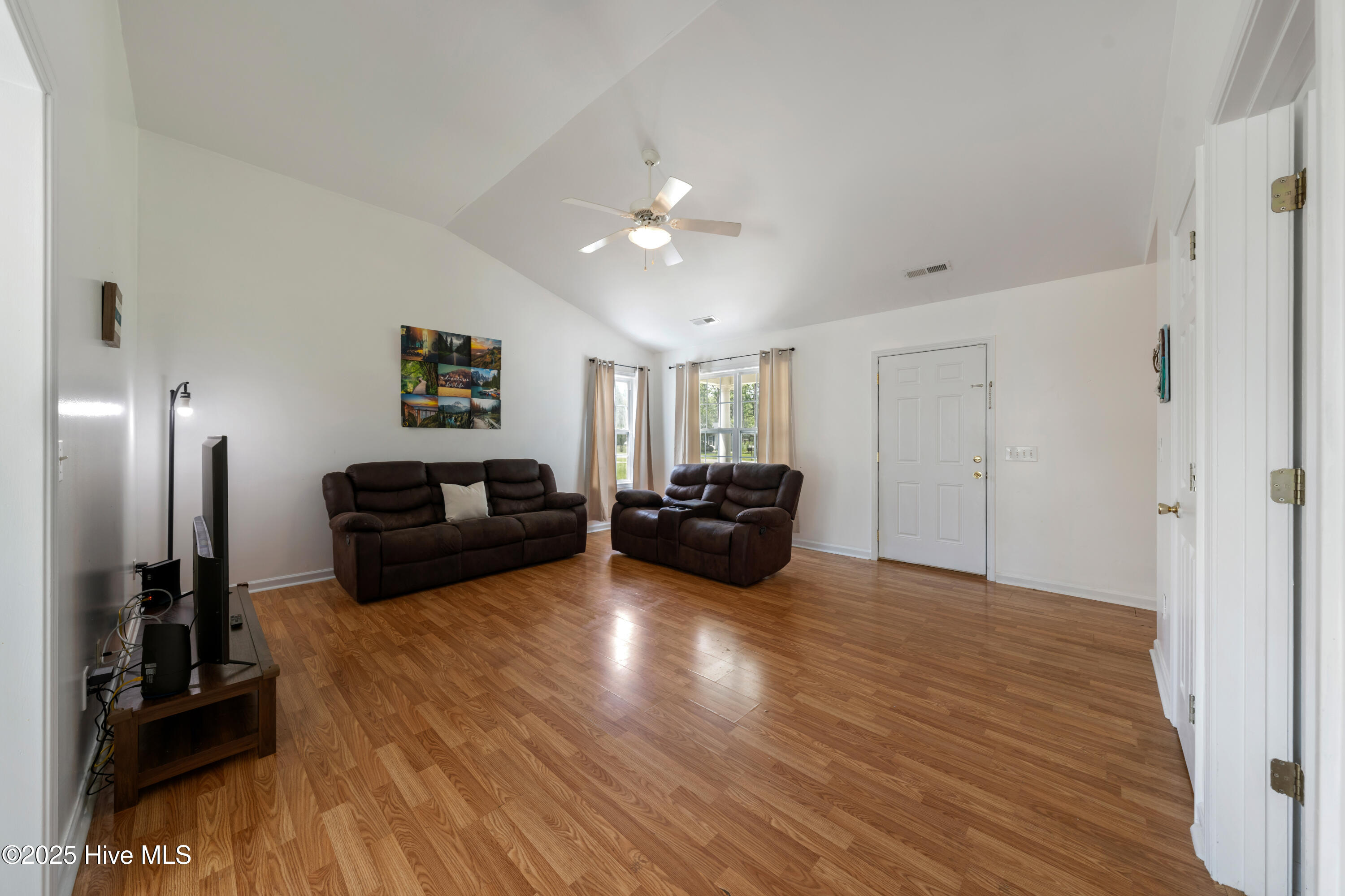 32 S Shelby Road Property Photo 8