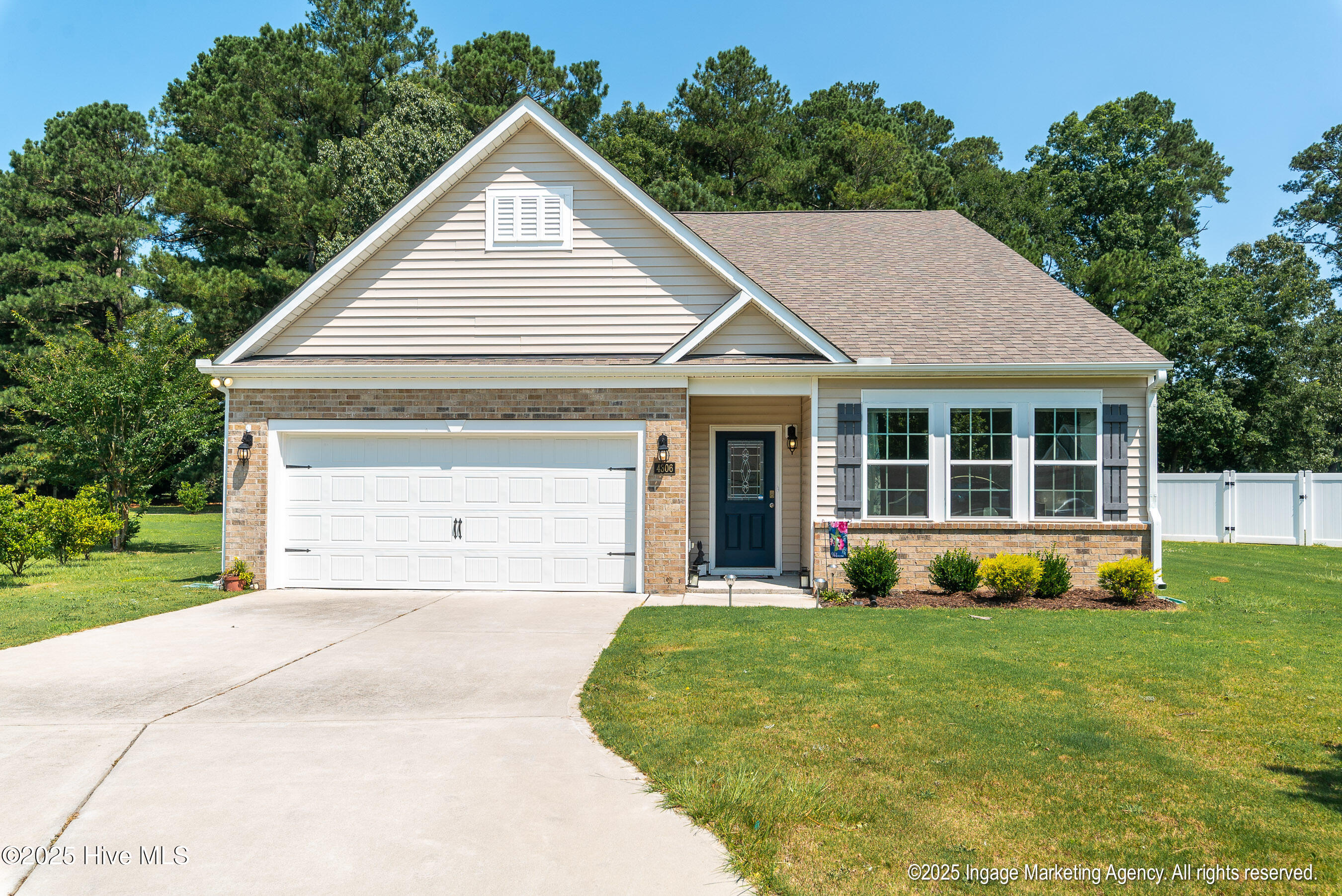4306 Nine Iron Drive Property Photo 1