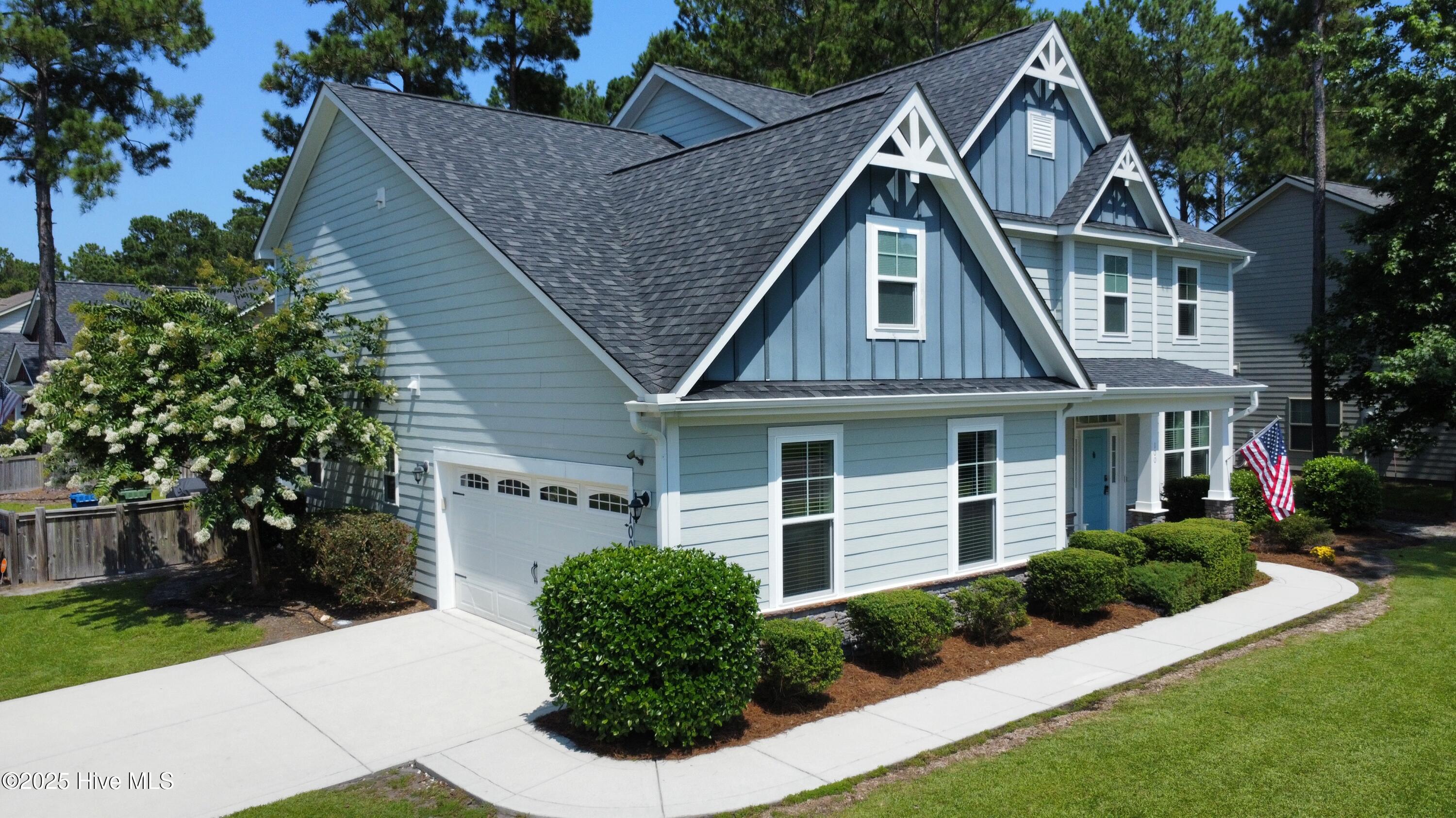 100 E Goldeneye Court Property Photo 2