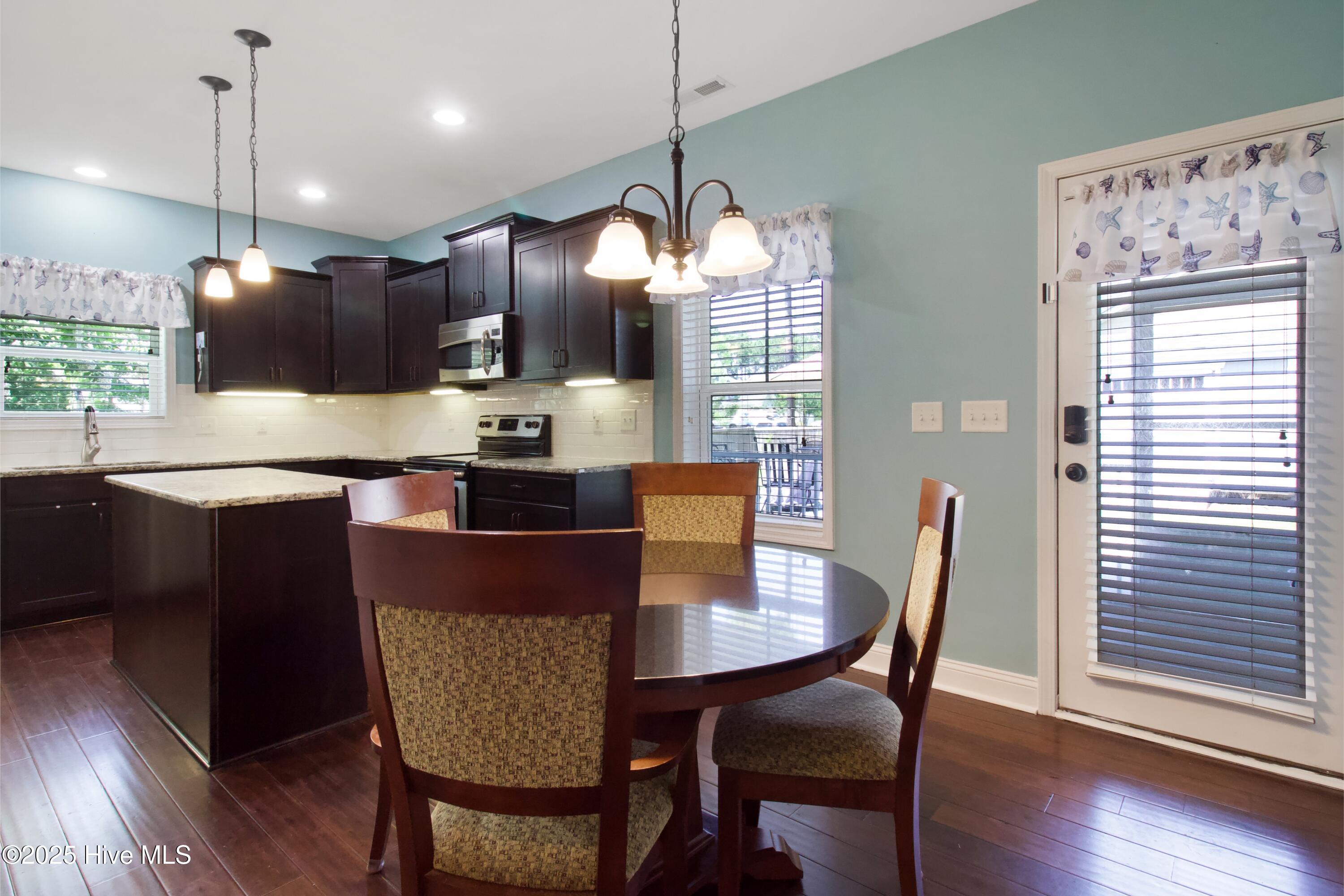 100 E Goldeneye Court Property Photo 18