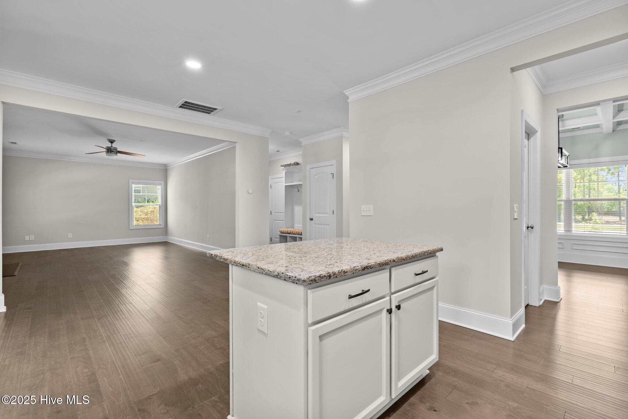 830 Winston Pines Drive Property Photo 14