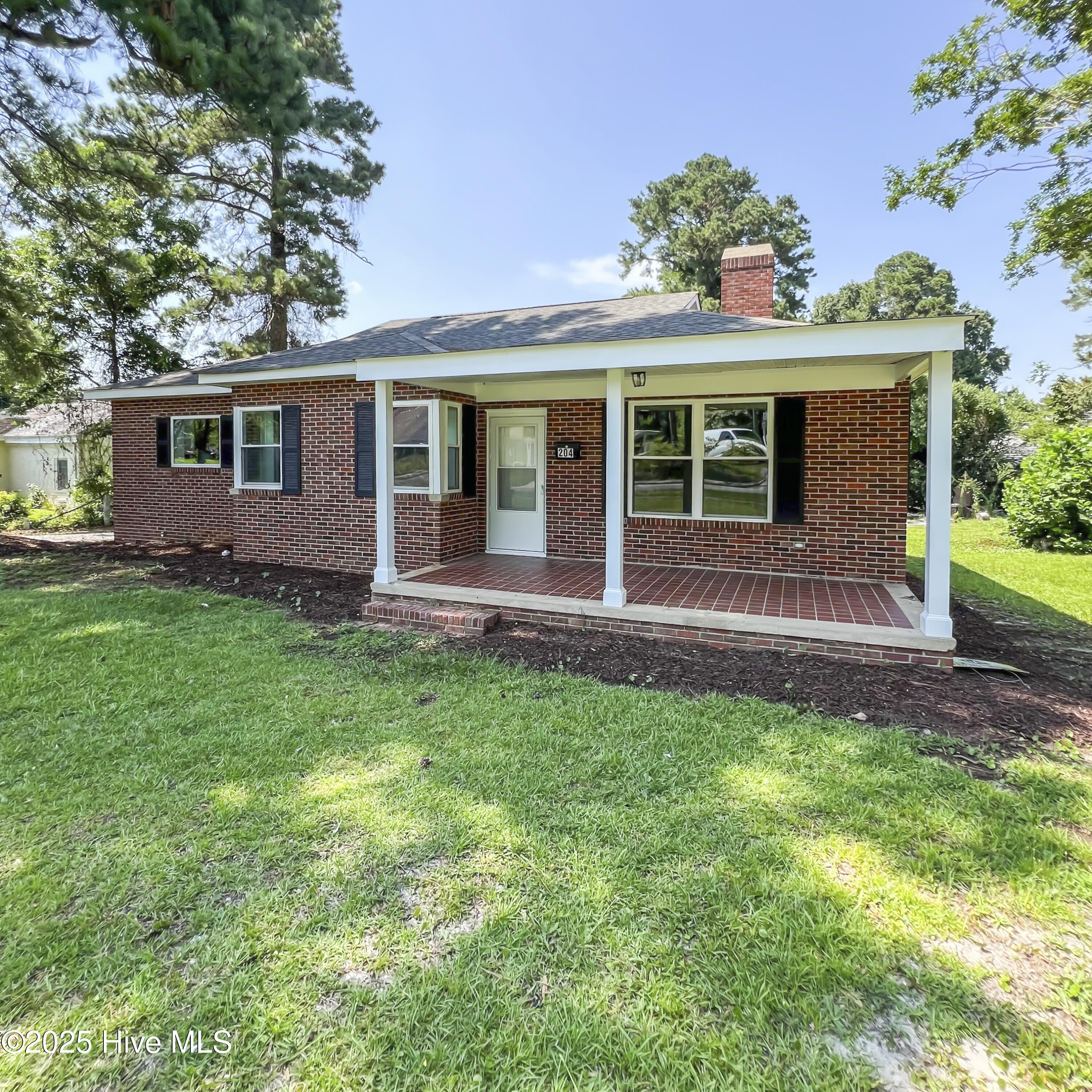 204 Wilson Avenue Property Photo 1