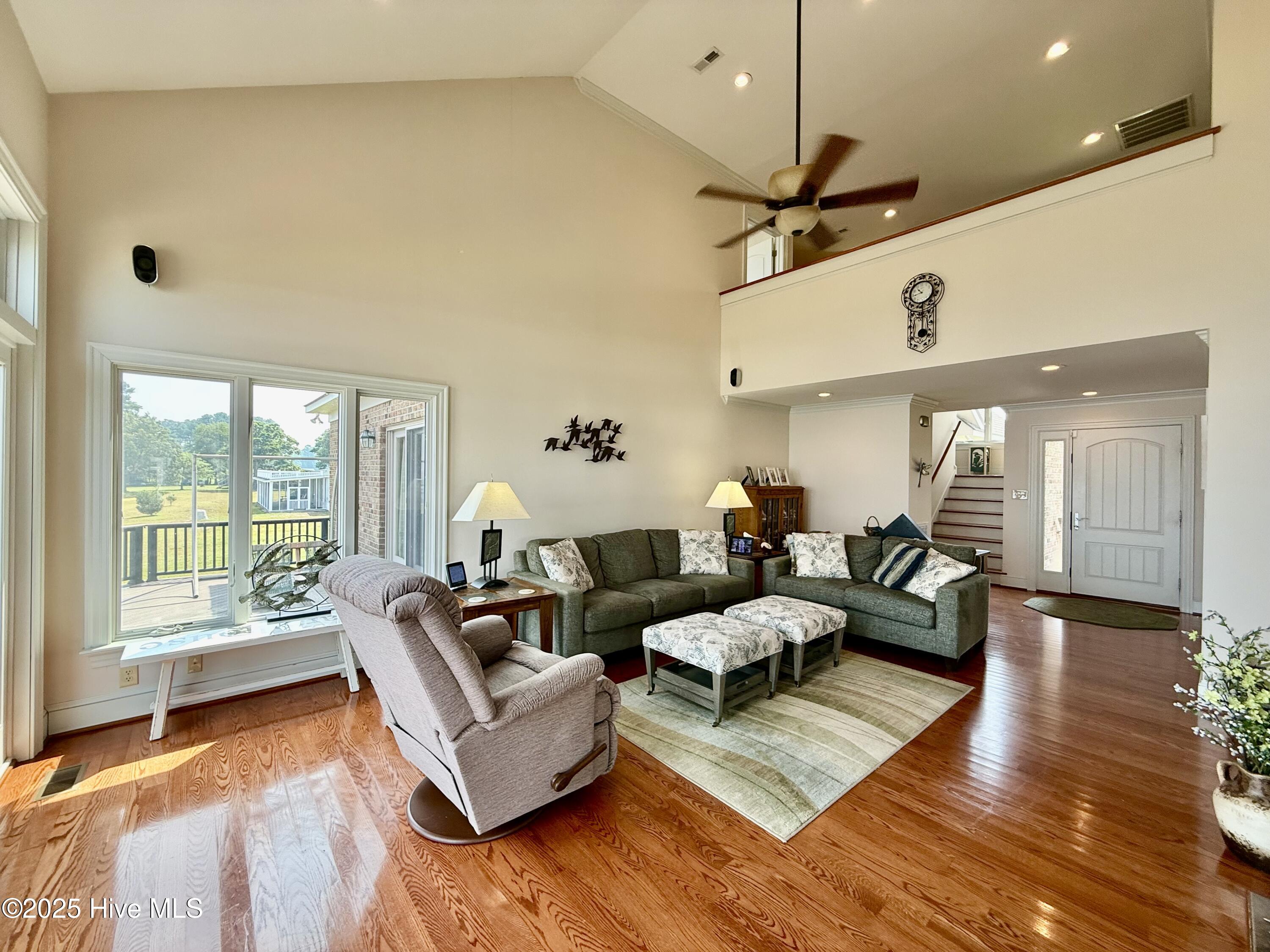 766 Learys Beach Property Photo 6