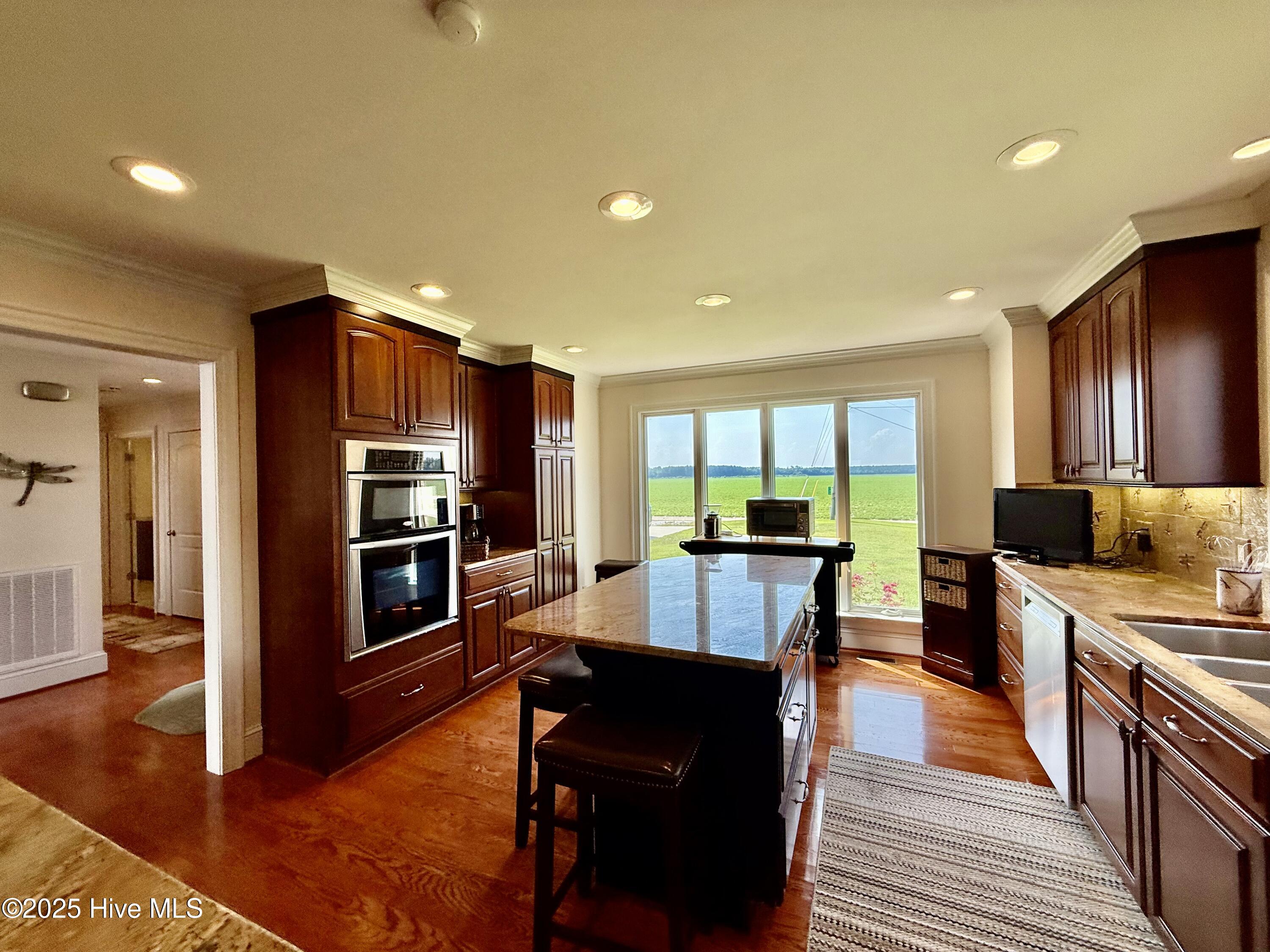 766 Learys Beach Property Photo 11