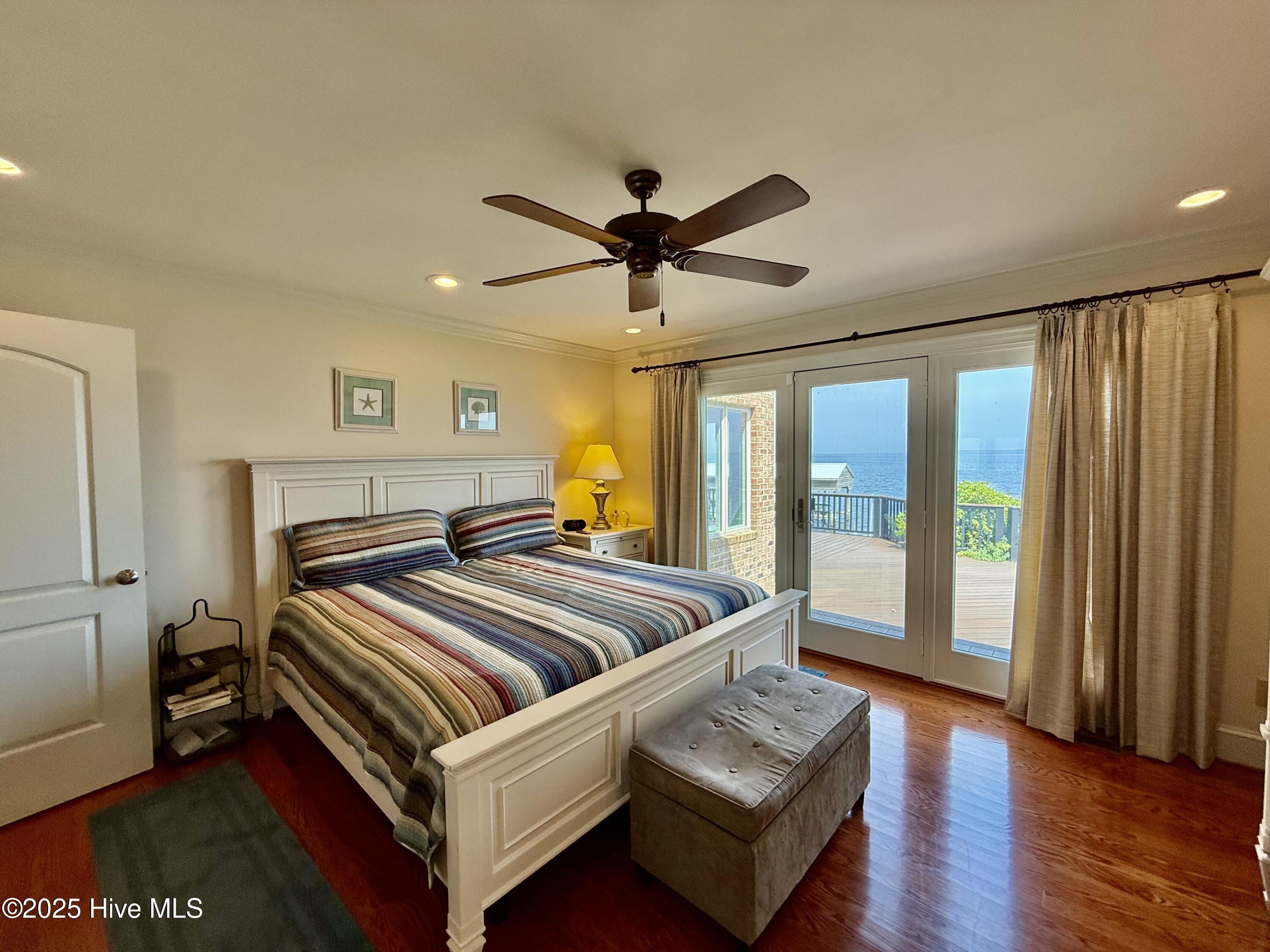 766 Learys Beach Property Photo 28