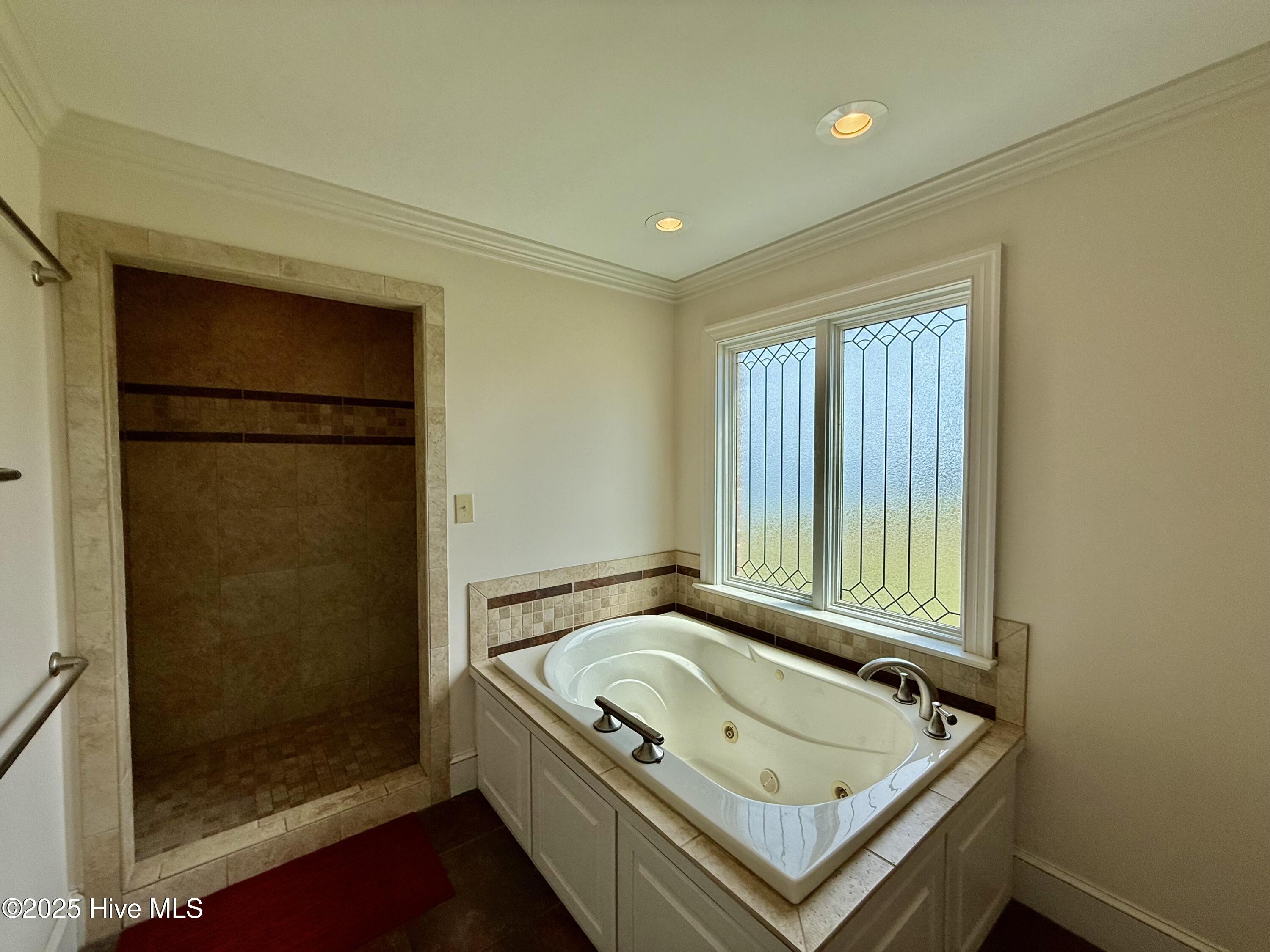 766 Learys Beach Property Photo 30