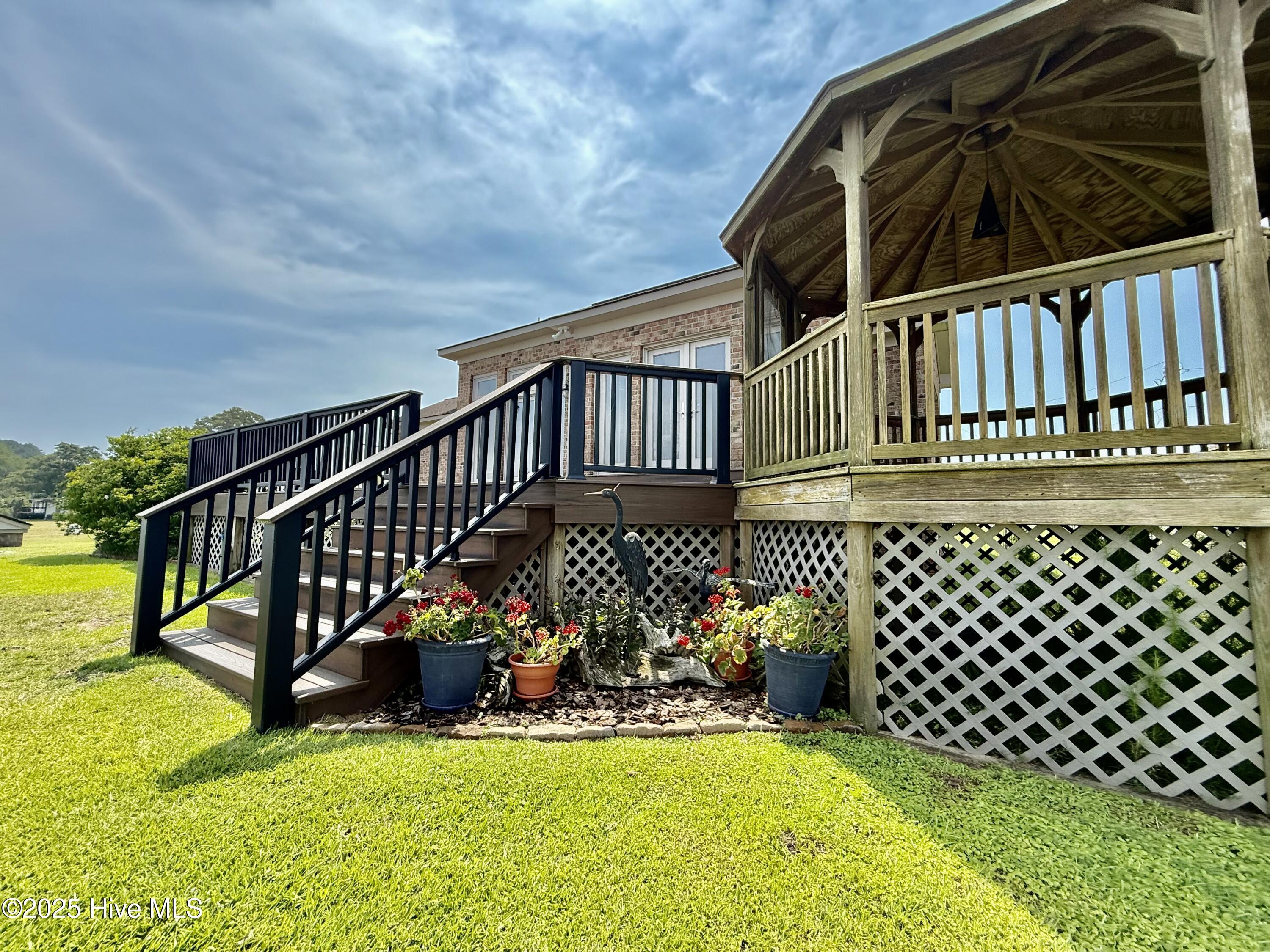 766 Learys Beach Property Photo 65