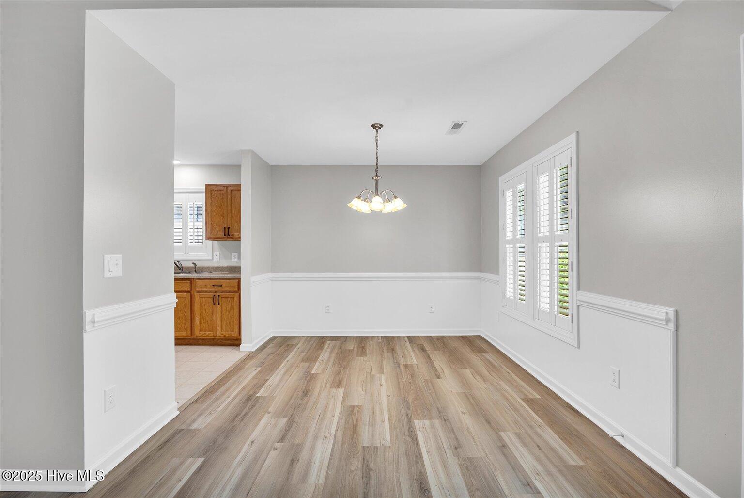 111 Yaupon Court Property Photo 7